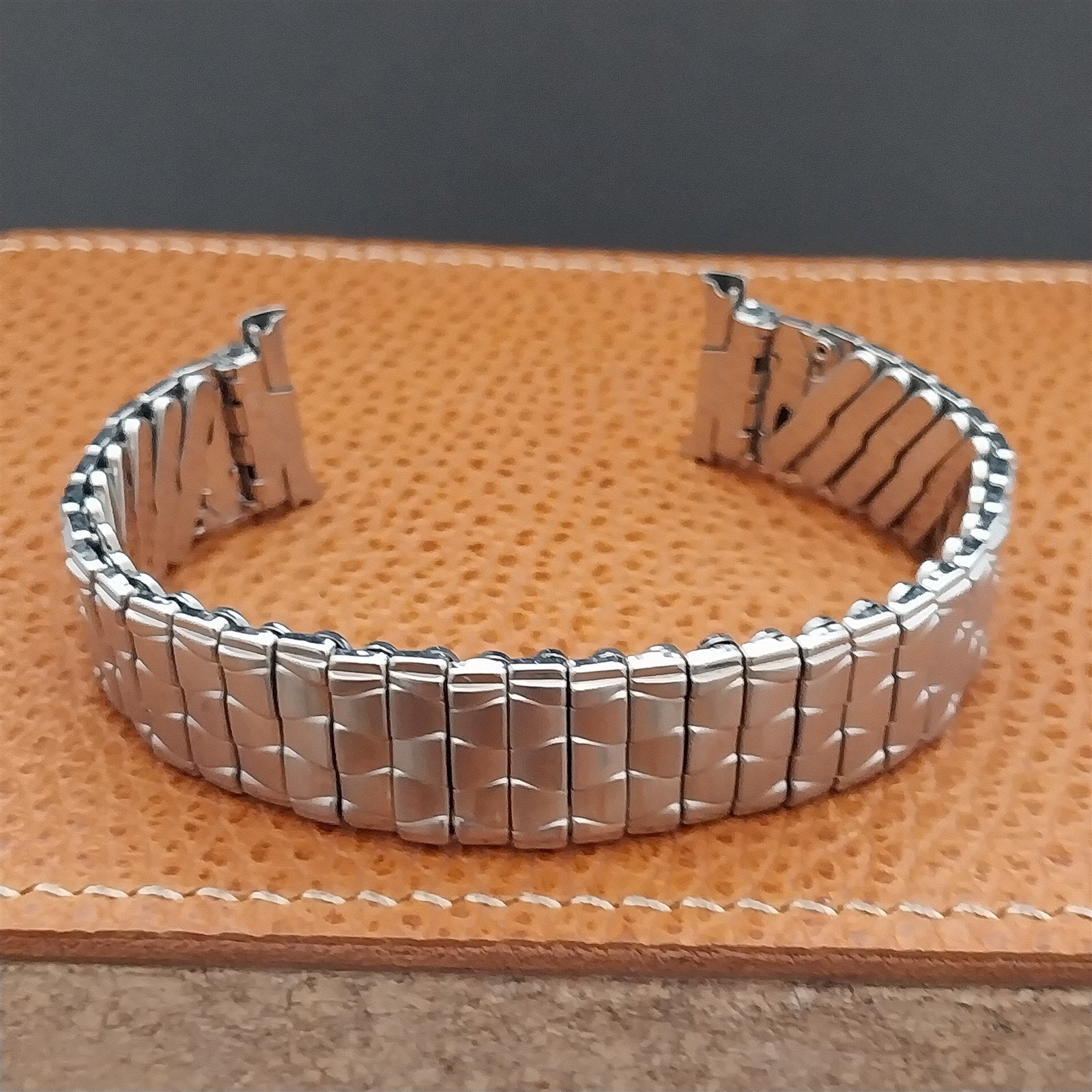 Vintage 17mm 18mm 19mm Baldwin Stainless Steel Expansion Unused 1960s Watch Band