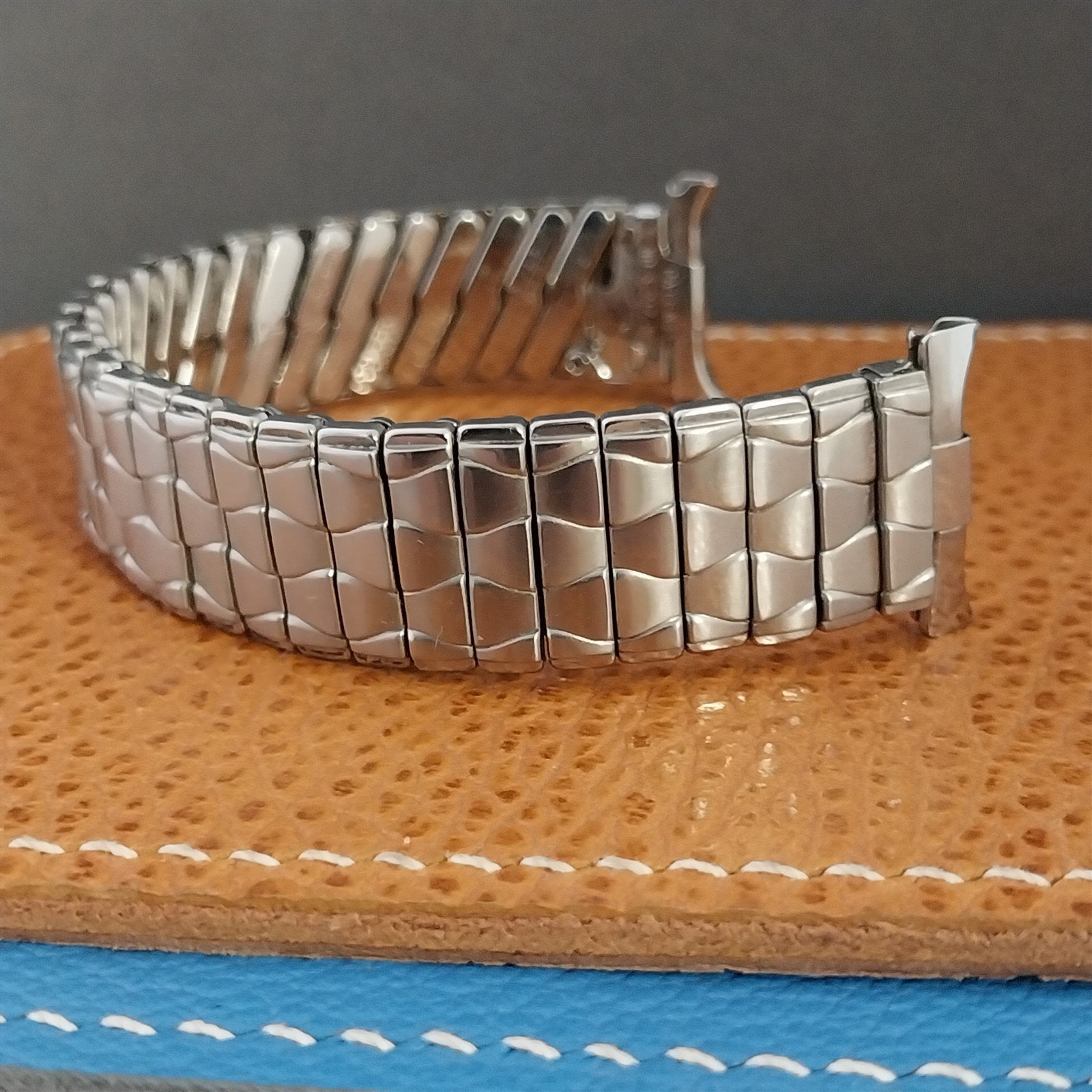 16mm 18mm 19mm Baldwin Stainless Steel Expansion Unused 1960s Vintage Watch Band