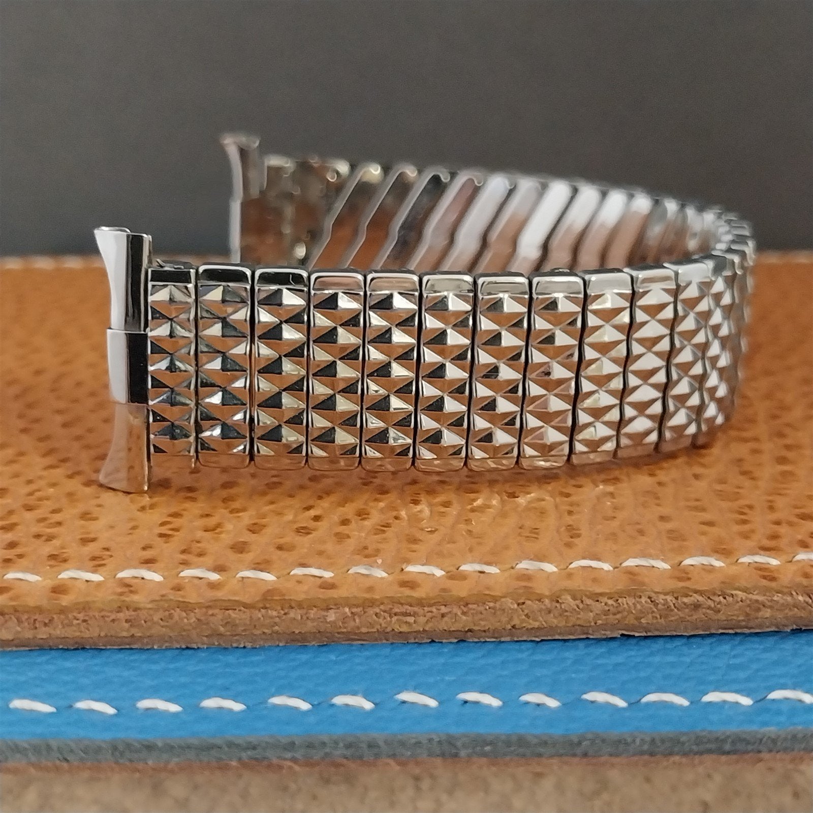 16mm 18mm 19mm Baldwin Stainless Steel Expansion Unused 1960s Vintage Watch Band