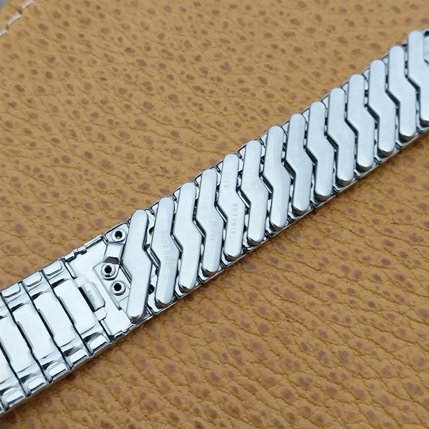 17.2mm Brite Matte Stainless Steel Expansion Unused 1970s nos Vintage Watch Band