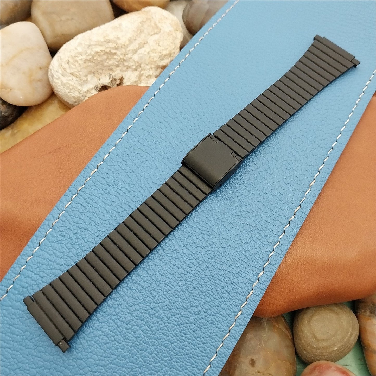 18mm 19mm 20mm Kreisler Black Stainless Steel Unused 1980s Vintage Watch Band