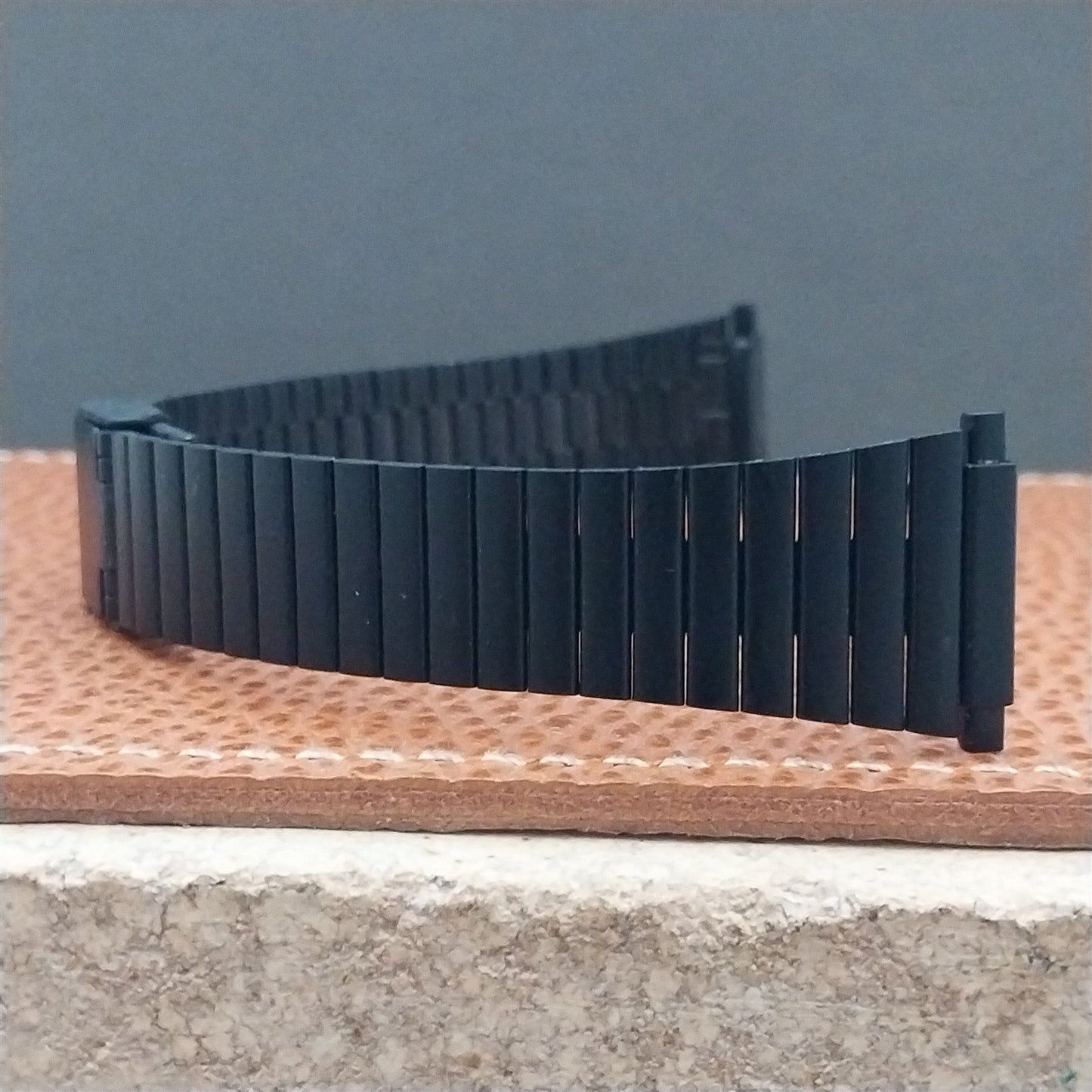 18mm 19mm 20mm Kreisler Black Stainless Steel Unused 1980s Vintage Watch Band