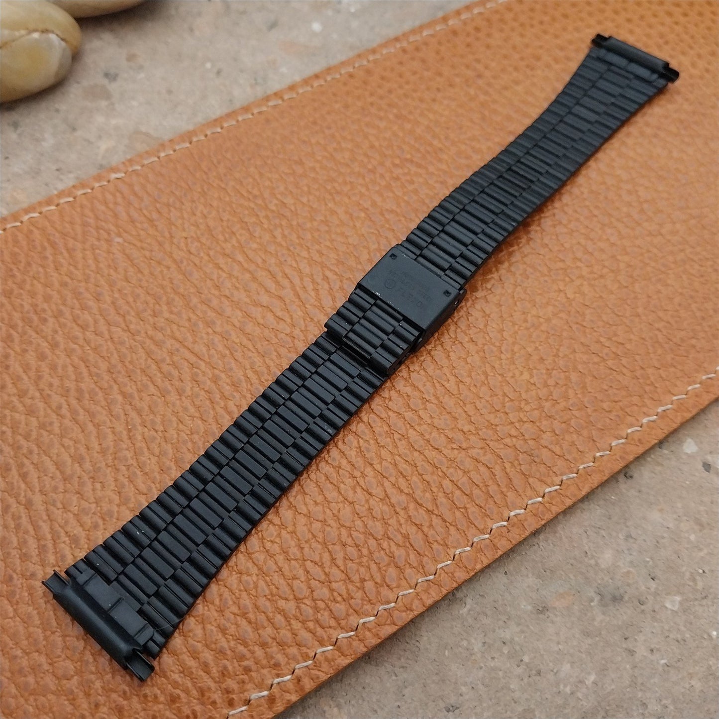 18mm 19mm 20mm Kreisler Black Stainless Steel Unused 1980s Vintage Watch Band