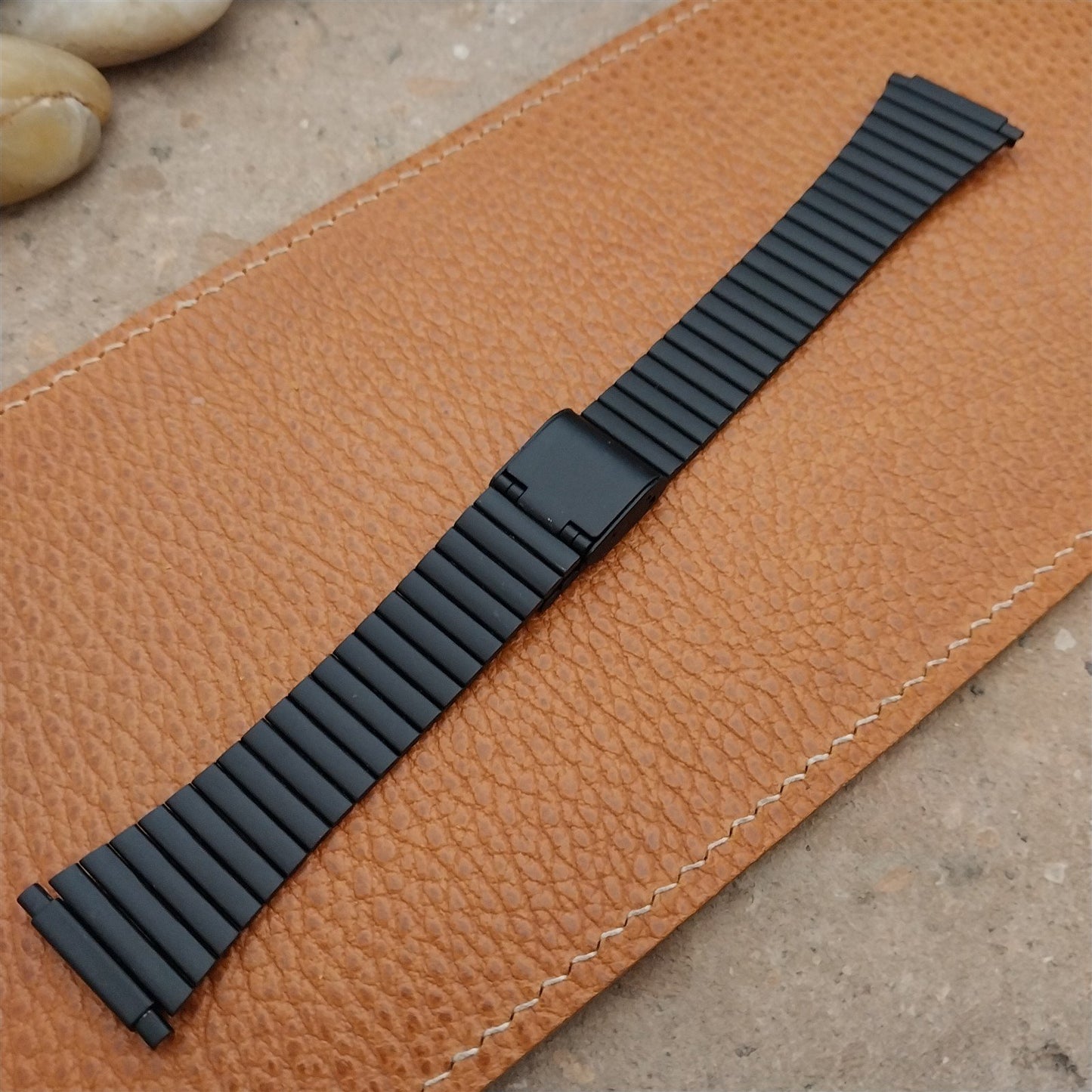 18mm 19mm 20mm Kreisler Black Stainless Steel Unused 1980s Vintage Watch Band