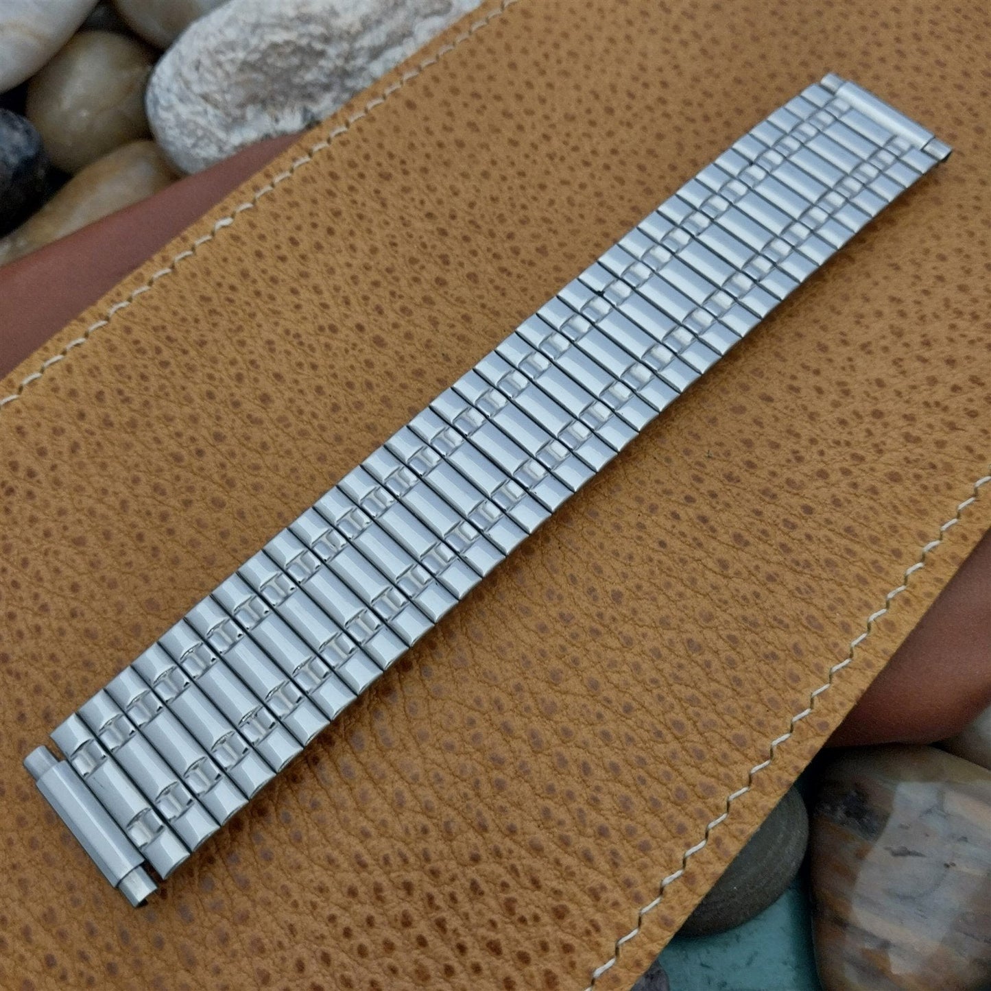 22mm Wide 19mm 20mm Ends Stainless Steel Expansion Unused nos Vintage Watch Band