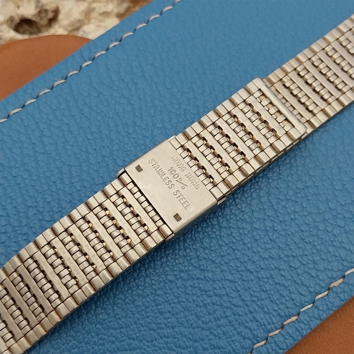 22mm Gold-Tone nos Classic 1970s-1980s Unused Vintage Watch Band