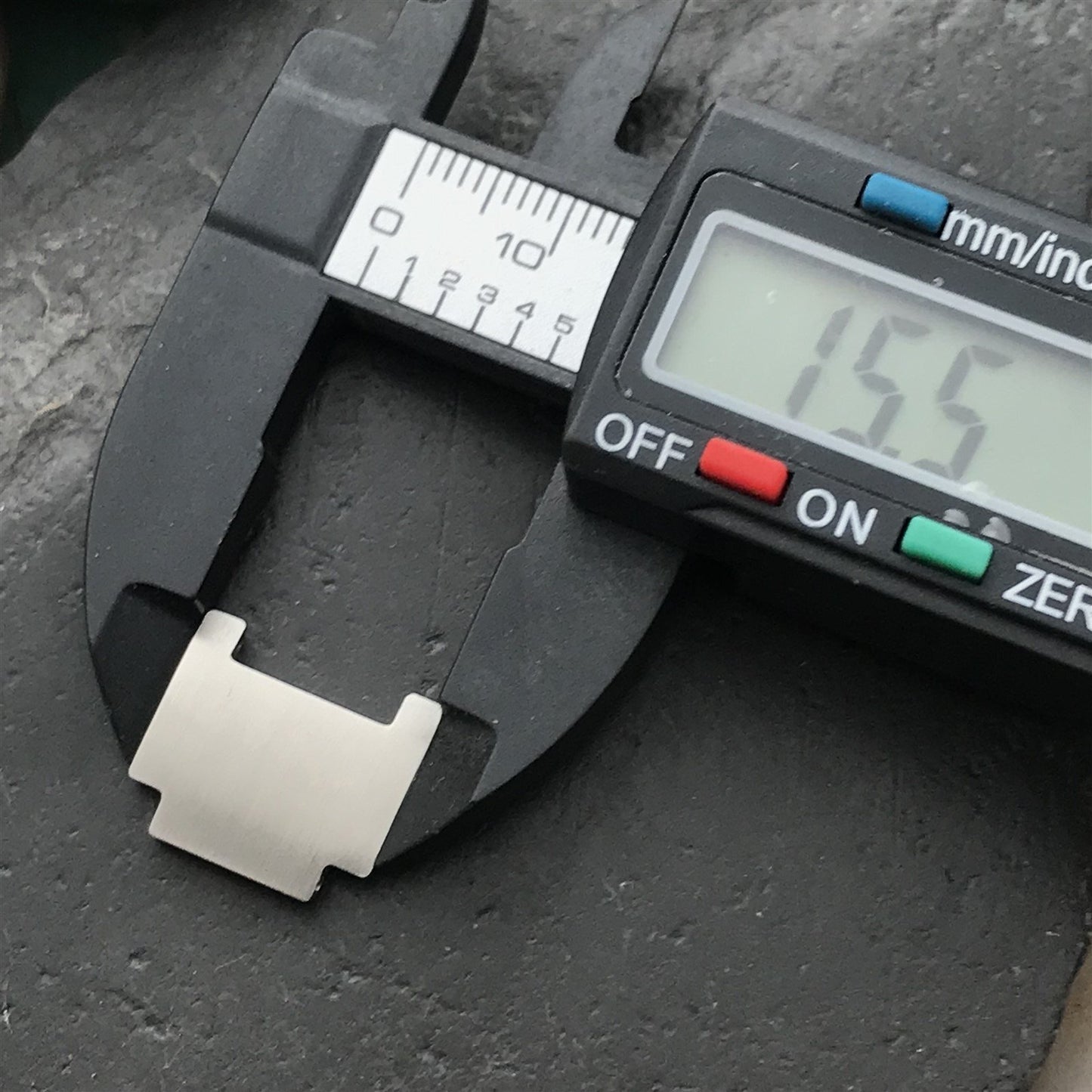 Rado Solid Stainless Steel Unused Vintage Watch Band LINK to add length to Band