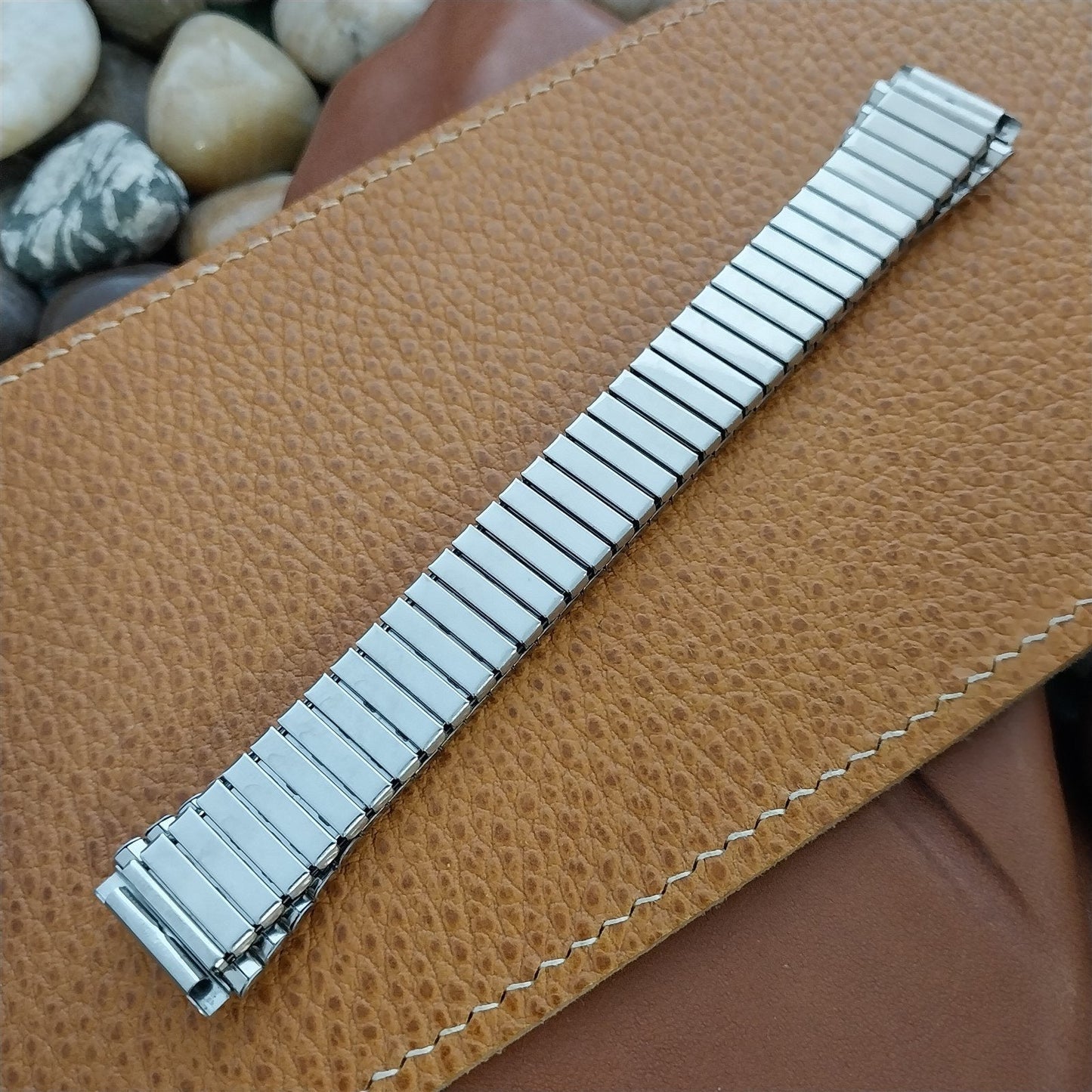 19mm Stainless Steel Stretch Expansion Flared nos Unused Vintage Watch Band