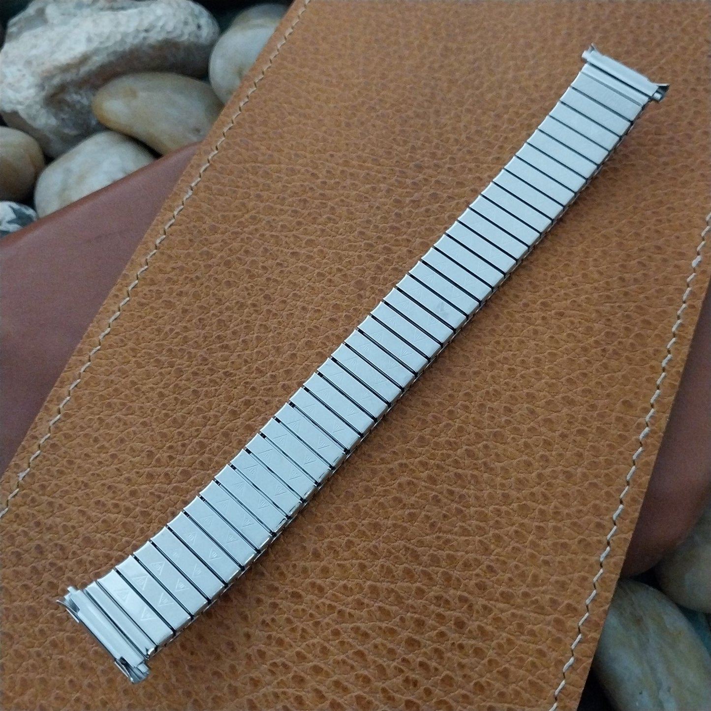 JB Champion Stainless Steel Stretch 16mm 18mm 19mm 1970s nos Vintage Watch Band