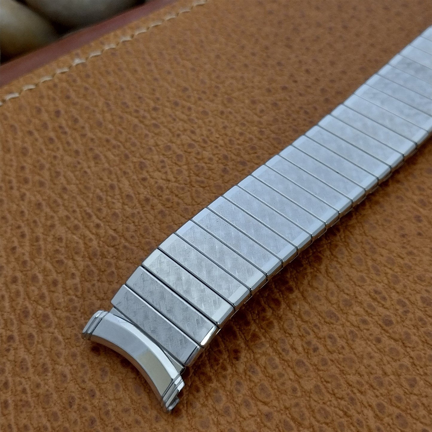 Kreisler USA 10k White Gold-Filled Long Expansion Vintage Watch Band 19mm 18mm