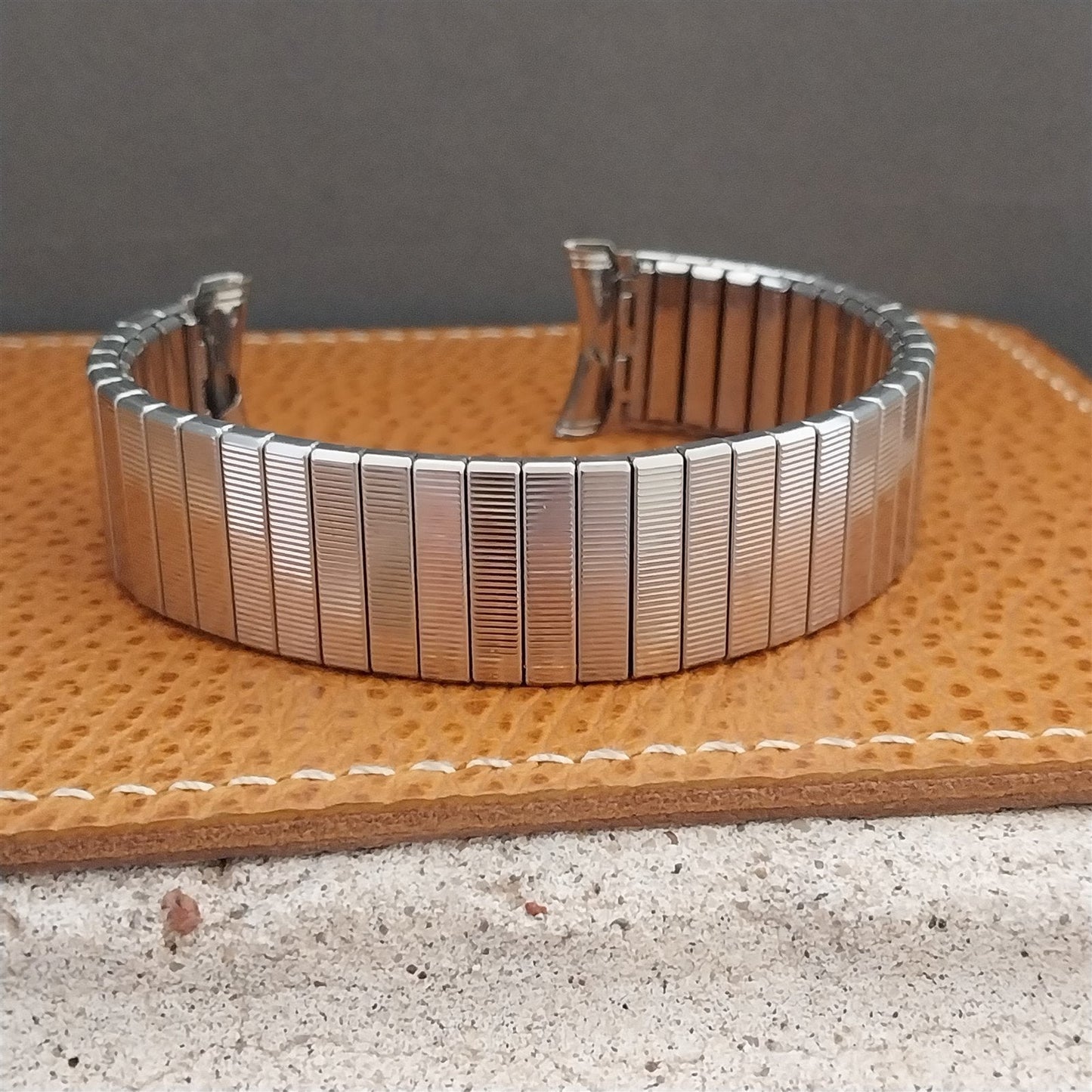 1960s USA Made Kreisler 19mm Stainless Steel DuraFlex nos Vintage Watch Band