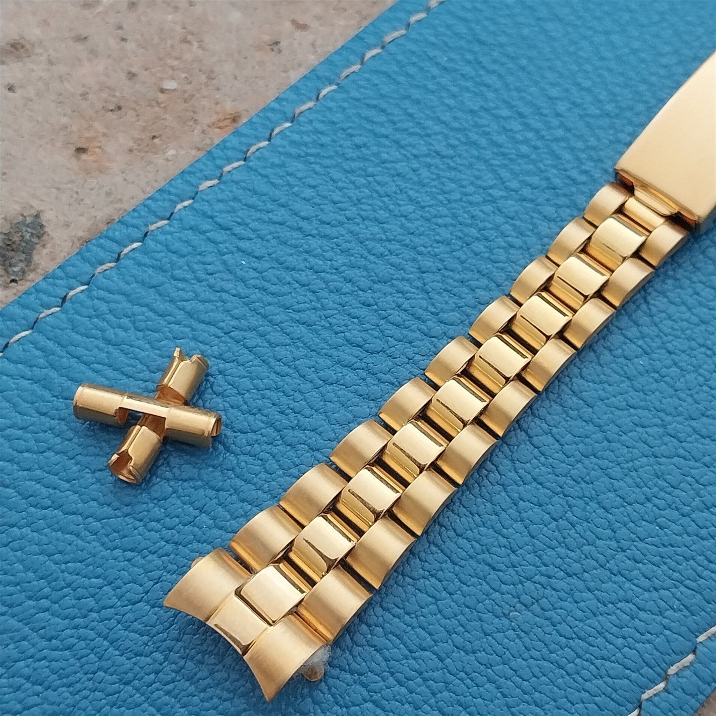 13mm Curved-End Gold-Tone President Speidel Hirsch nos Ladies Watch Band