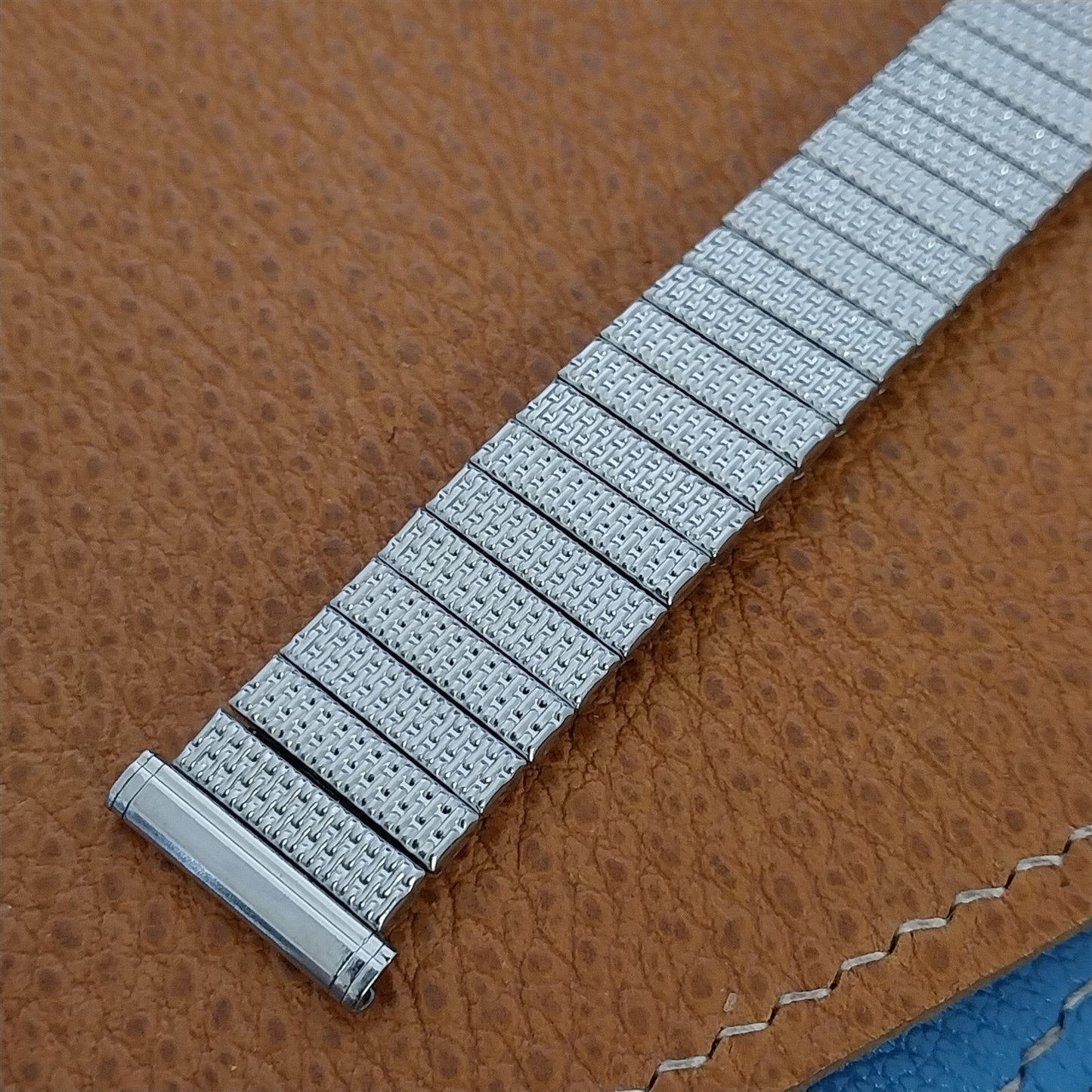 19mm 18mm Hadley Elgin Stainless Steel Expansion Unused 1960s Vintage Watch Band