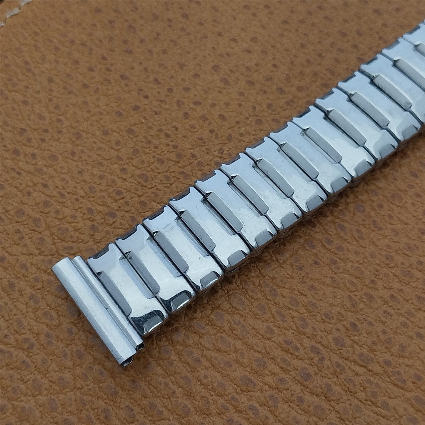 19mm 18mm Short Crown Stainless Steel Expansion Unused 1950s Vintage Watch Band