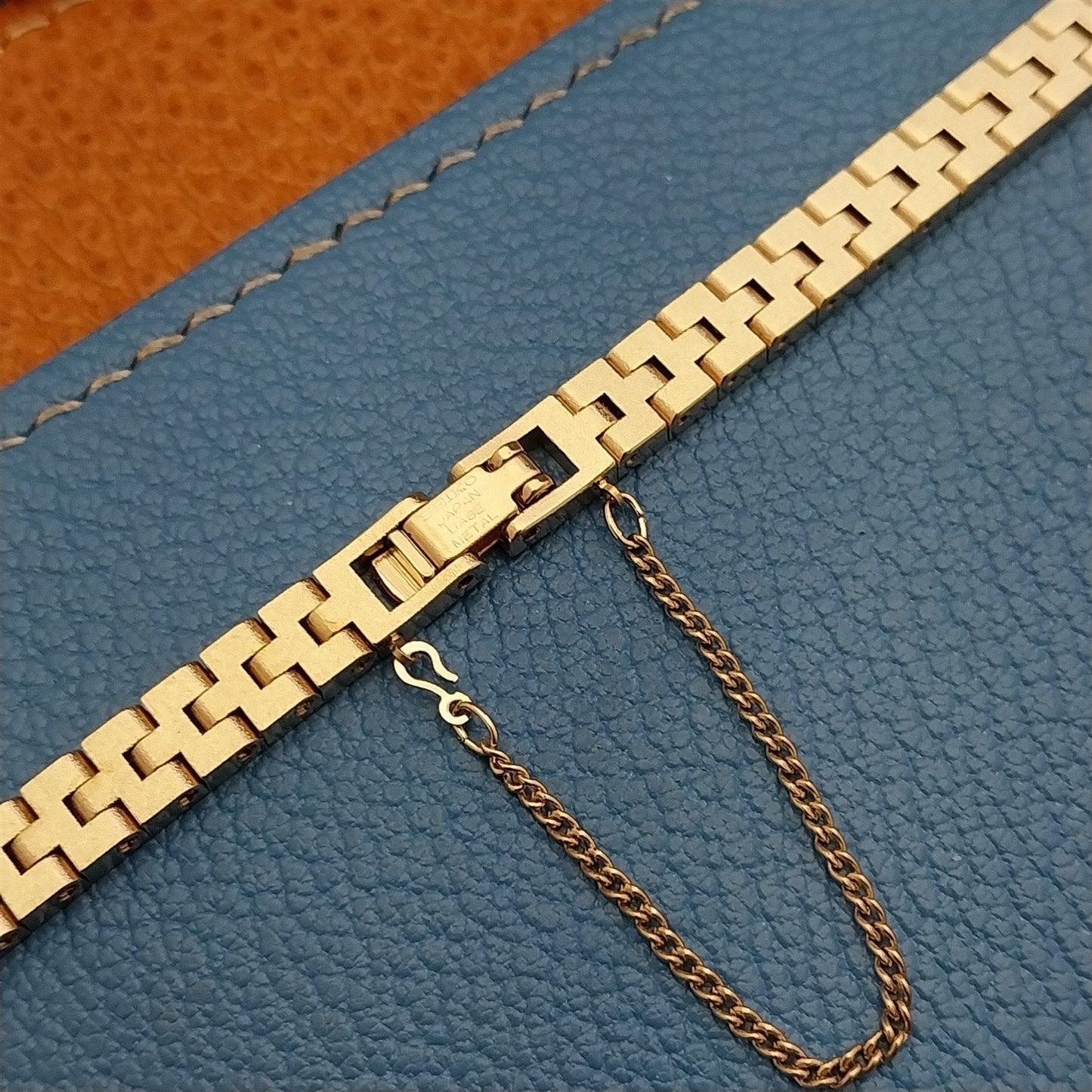 Seiko Yellow Gold-Tone Ladies Internal Lug Unused Vintage Watch Band