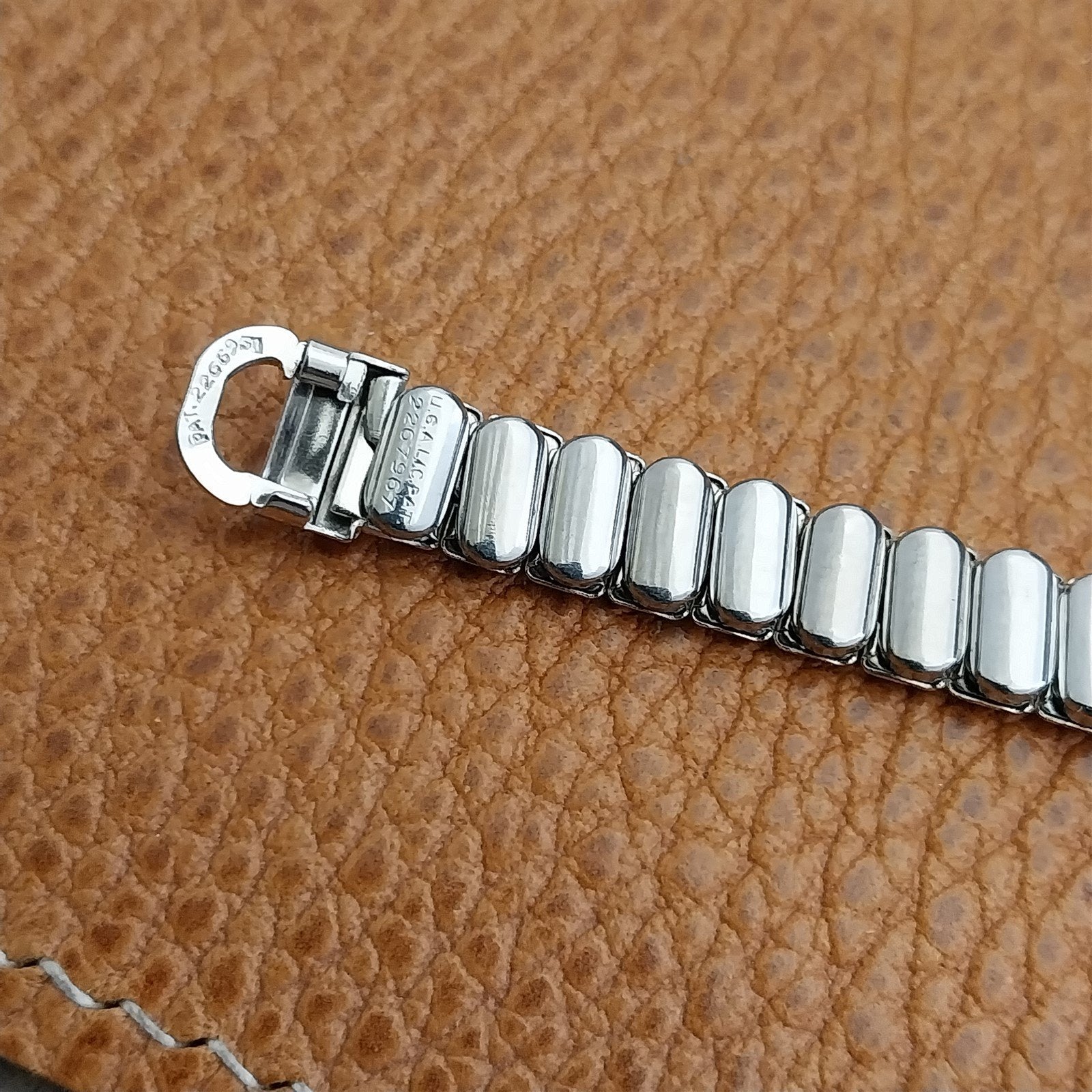 Ladies 1950s White Gold-Filled Single-Lug JB Champion Unused Vintage Watch Band