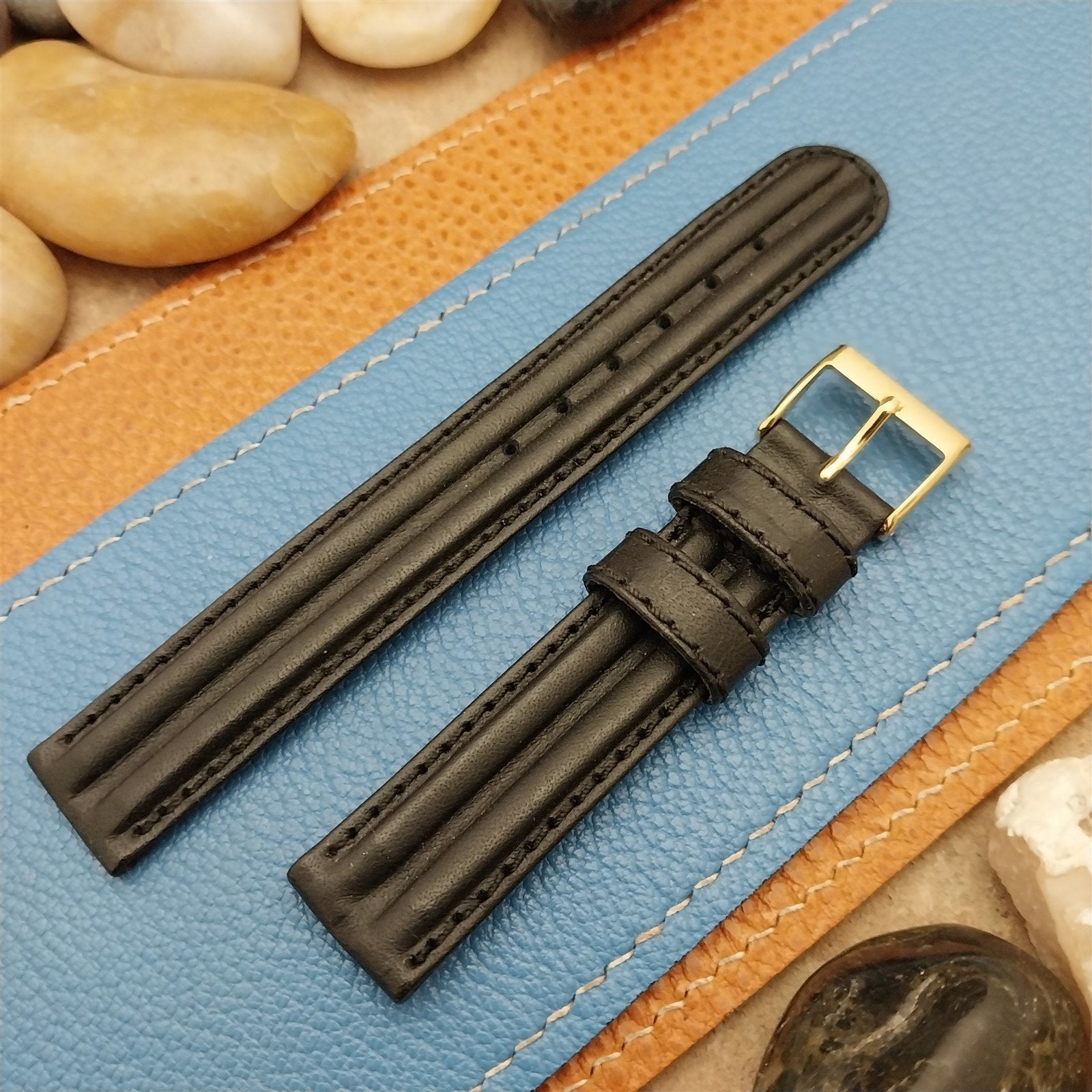 16mm Sahara Italy Padded Ridge Black Leather Unused Vintage Watch Band