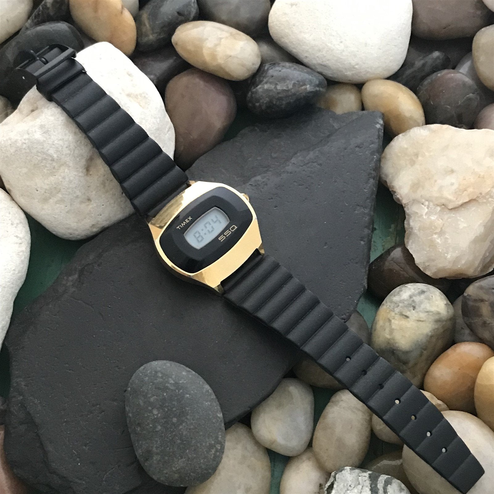 20mm Flared Divers Swiss Black Tropical LCD LED Unused 1970s Vintage Watch Band