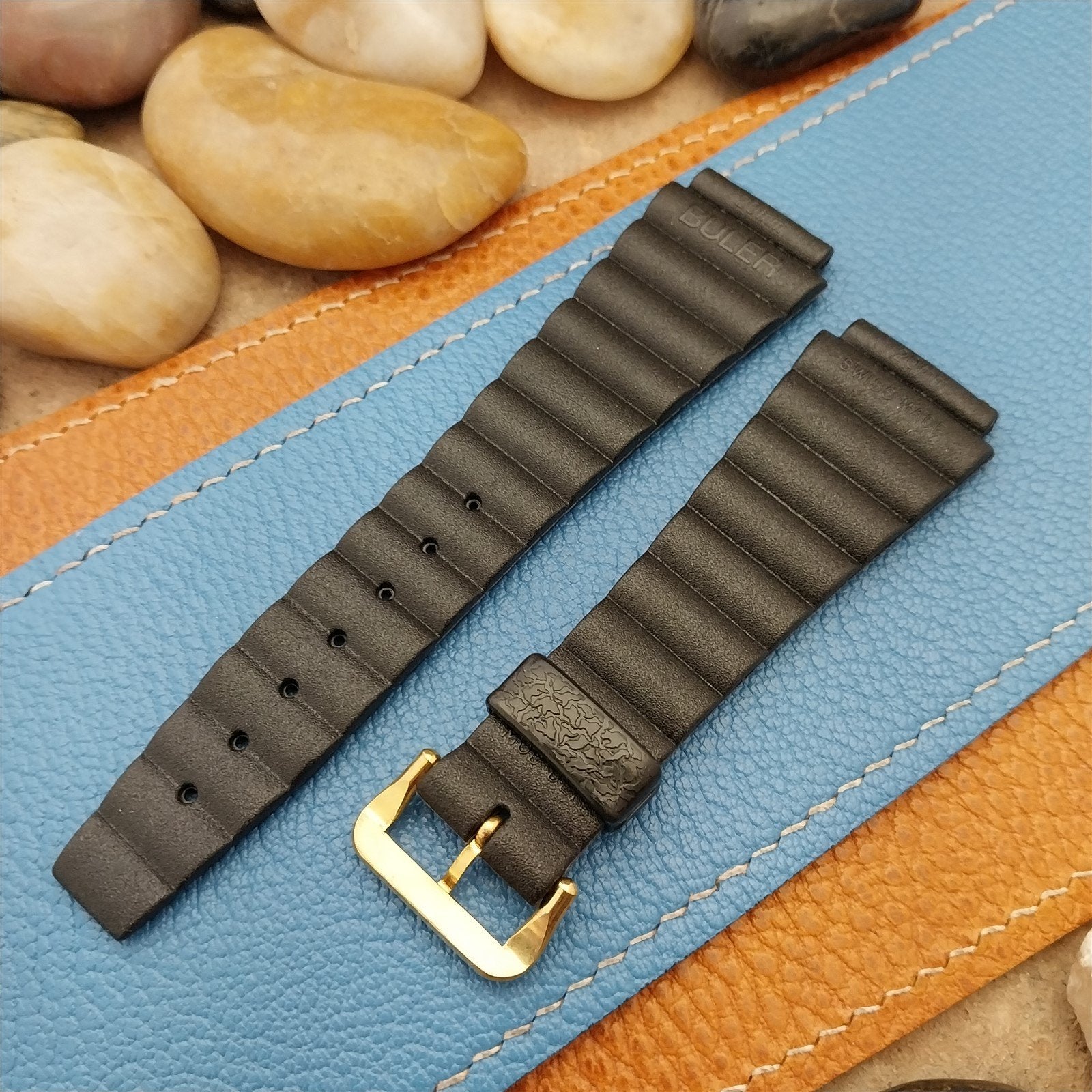 20mm Flared Divers Swiss Black Tropical LCD LED Unused 1970s Vintage Watch Band