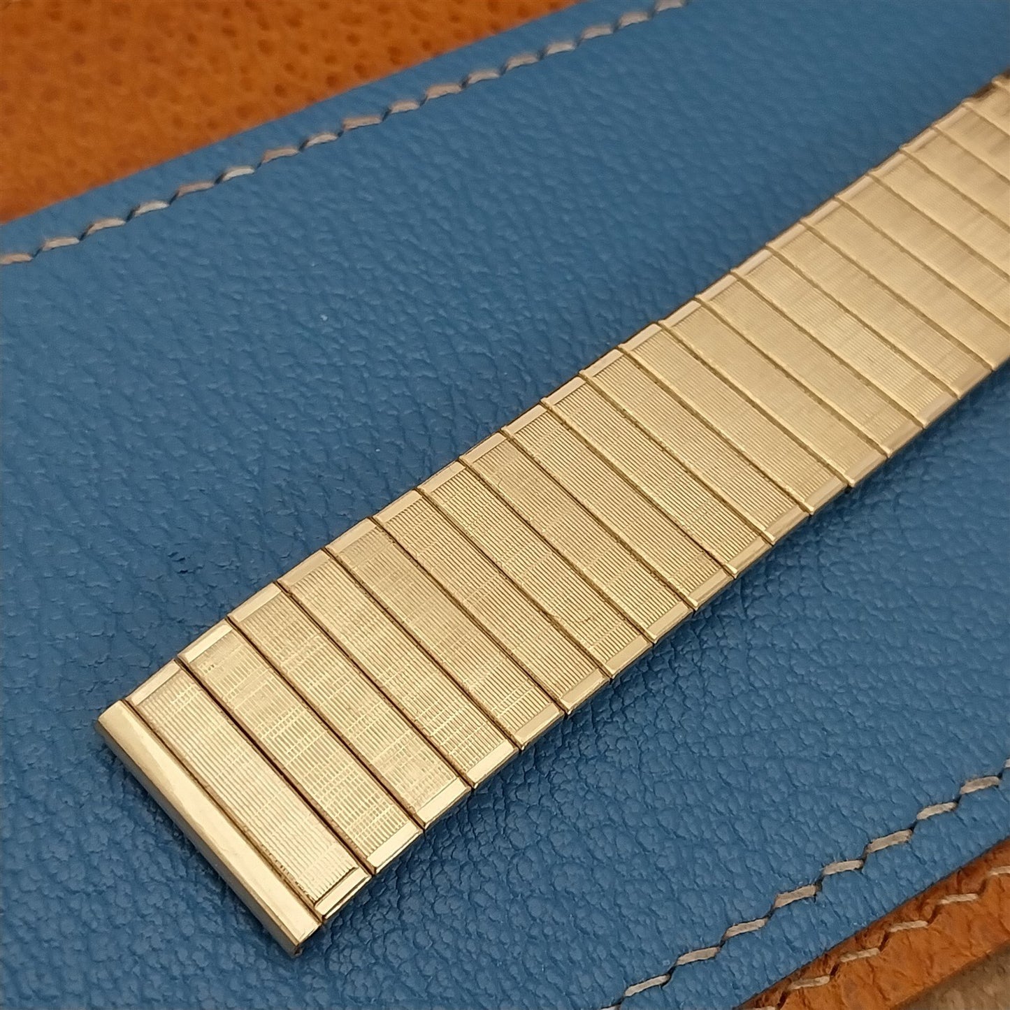 19mm Speidel Yellow Gold-Tone Wide Unused nos 1970s Vintage Watch Band
