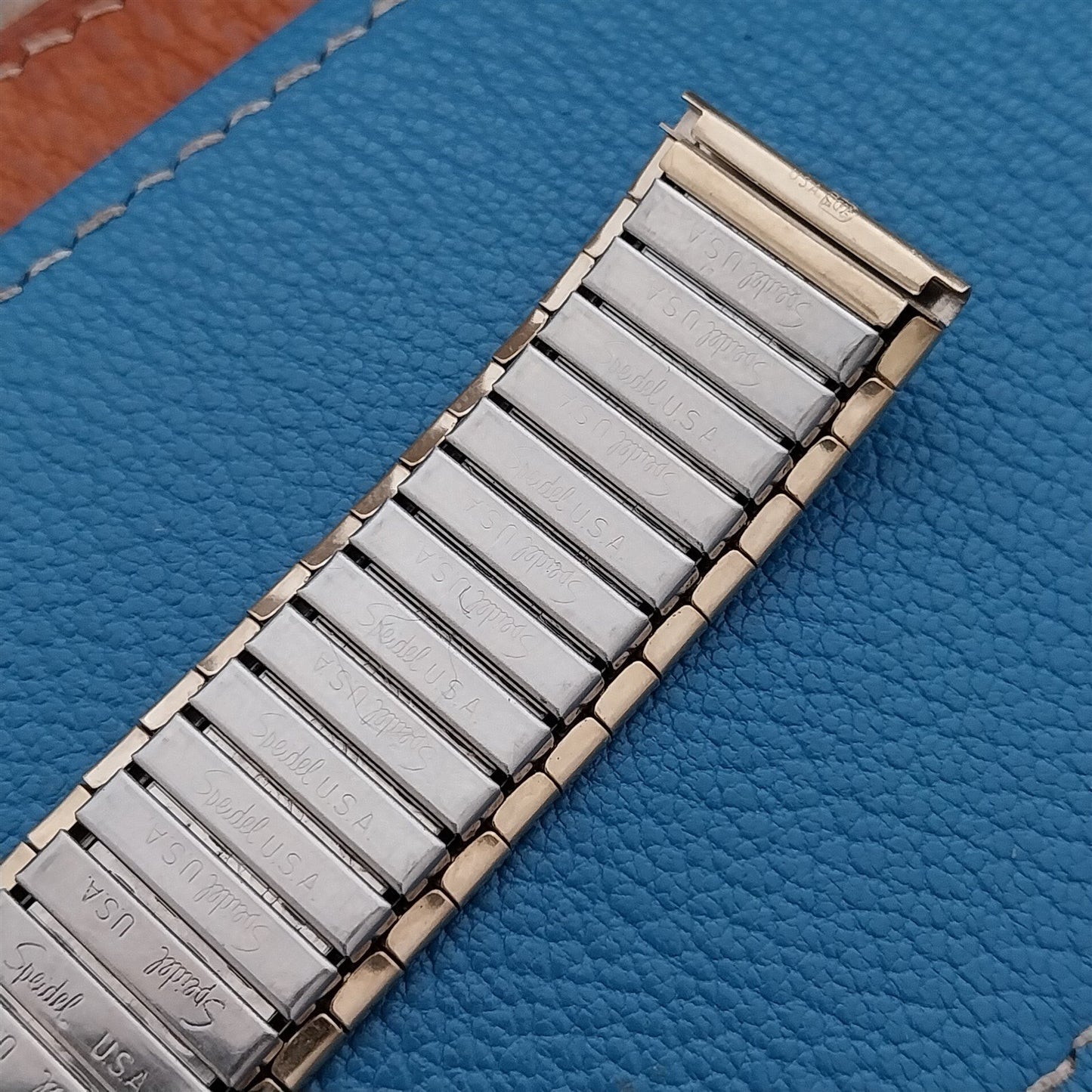 19mm Speidel Yellow Gold-Tone Wide Unused nos 1970s Vintage Watch Band