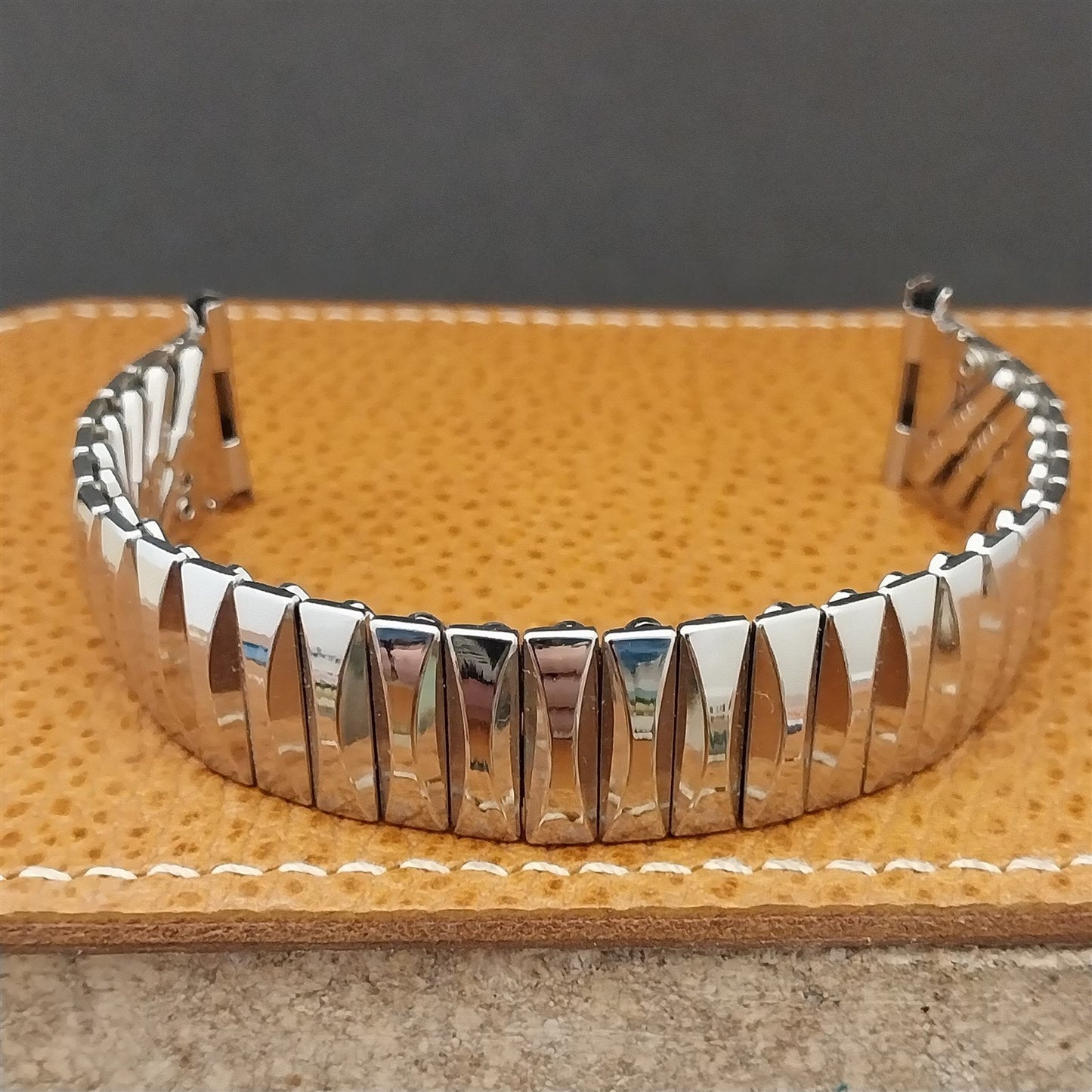 Flex-Let Rex Stainless Steel Expansion nos 1960s Unused Vintage Watch Band