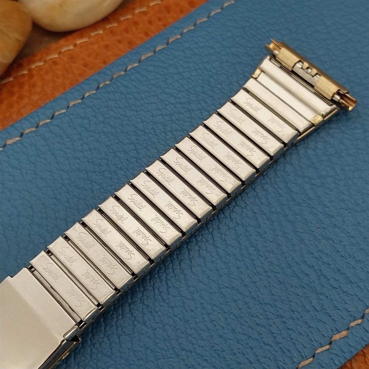 18mm 19mm nos 1970s Speidel USA Gold-Tone Straight End Unused Vintage Watch Band