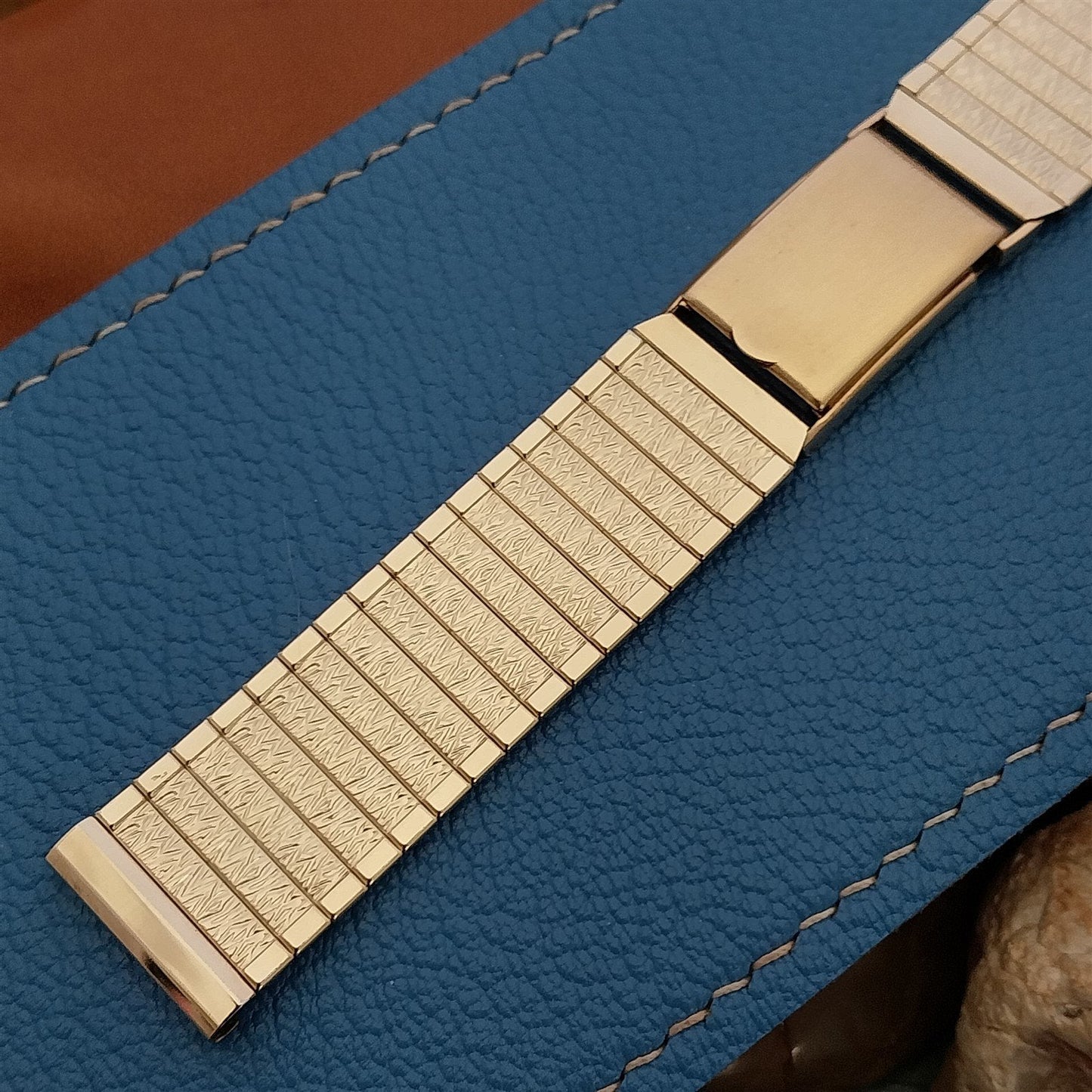 17.2mm Gold-Filled Flex-Let Patrician Unused Classic 1950s Vintage Watch Band