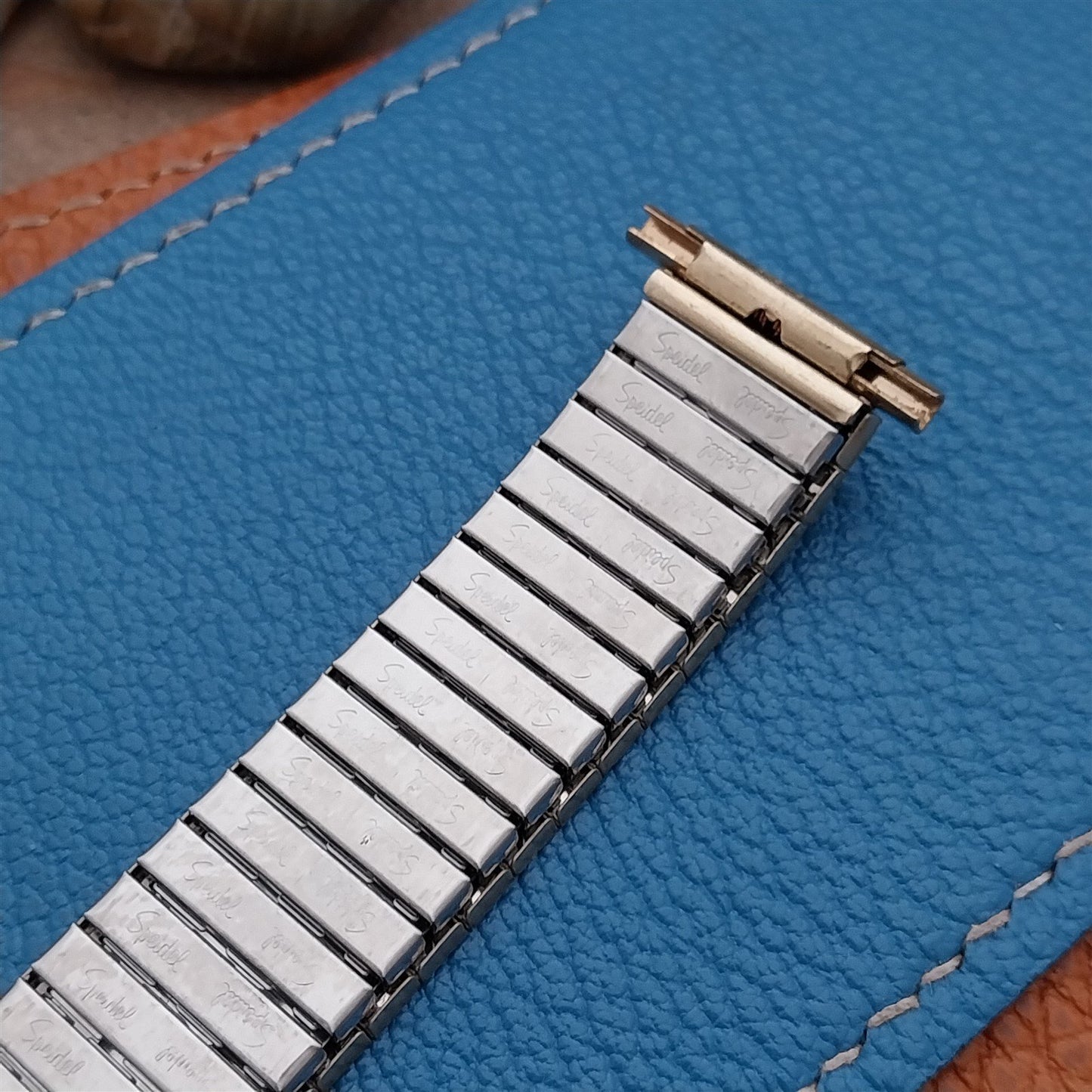 20mm 18mm Speidel Radial Yellow Gold-Tone Wide nos Long 1970s Vintage Watch Band