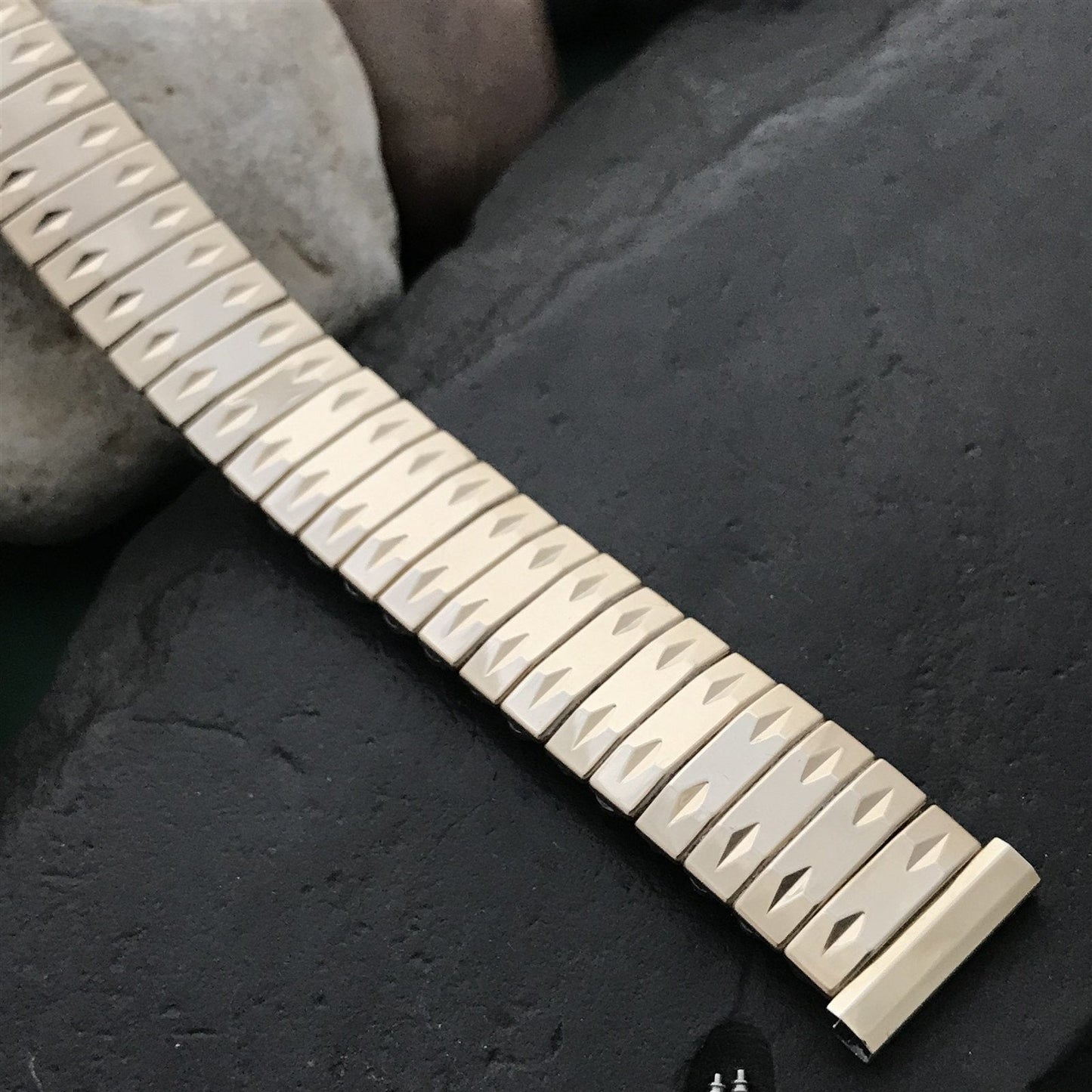 17.2mm Gold-Filled Expansion Flex-Let Executive 1960 Unused Vintage Watch Band