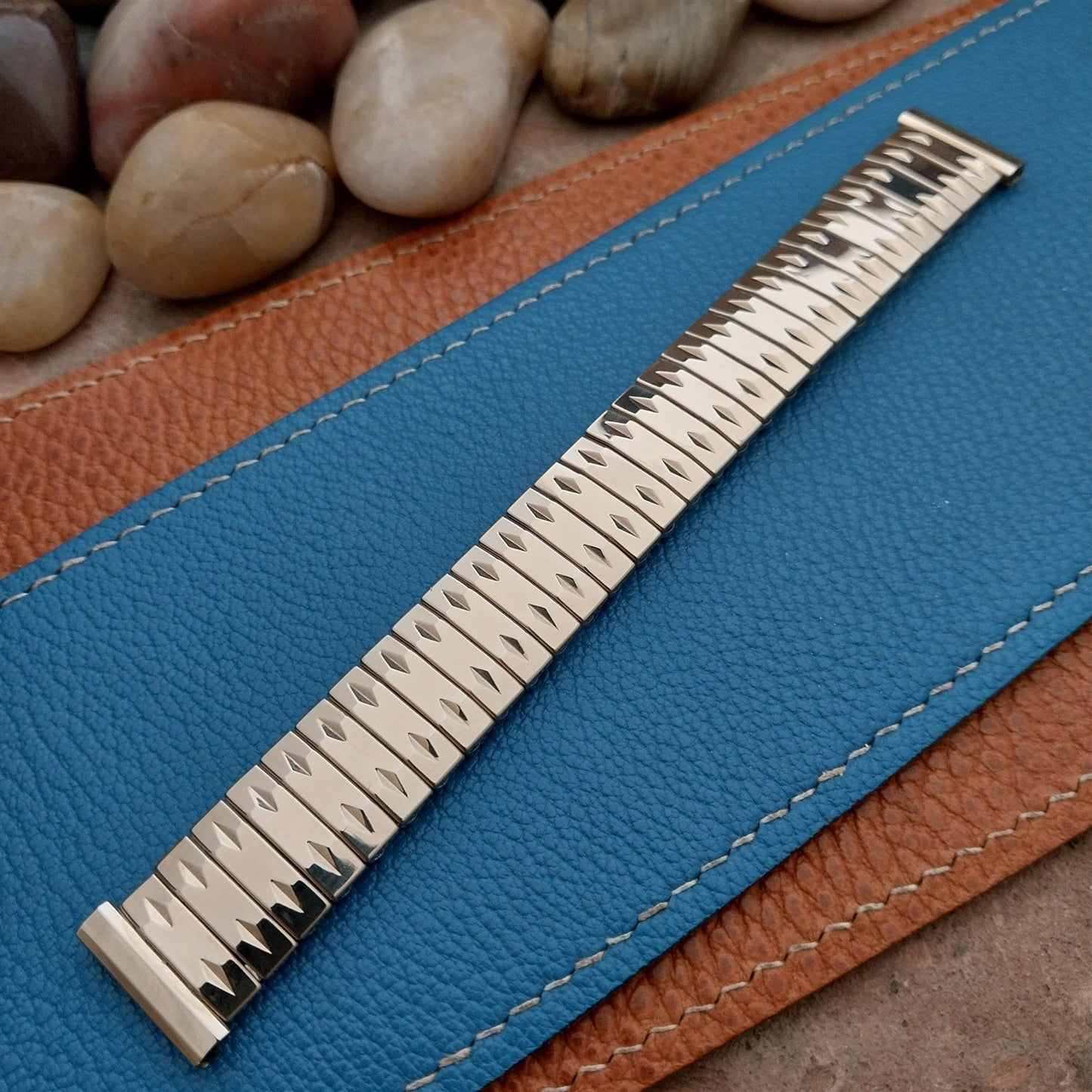 17.2mm Gold-Filled Expansion Flex-Let Executive 1960 Unused Vintage Watch Band