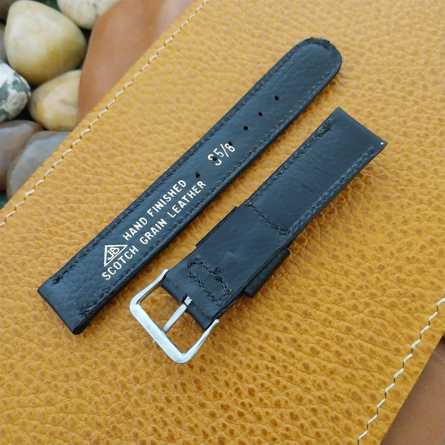 A-11 Elgin Buckle & Short Scotch Grain Leather Champion nos Vintage Watch Band