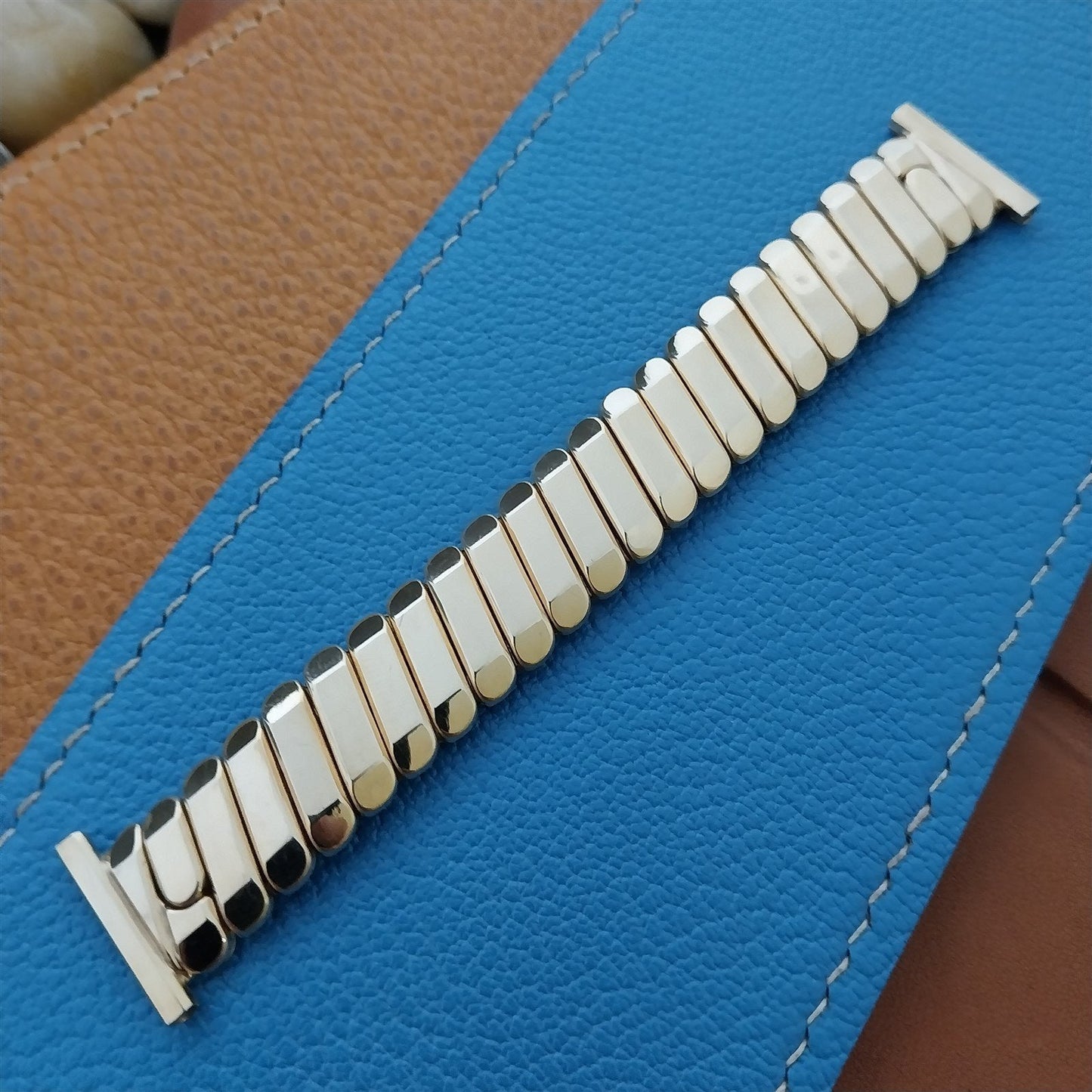 Kreisler Short Yellow Gold-Filled nos 1950s Unused Vintage Watch Band