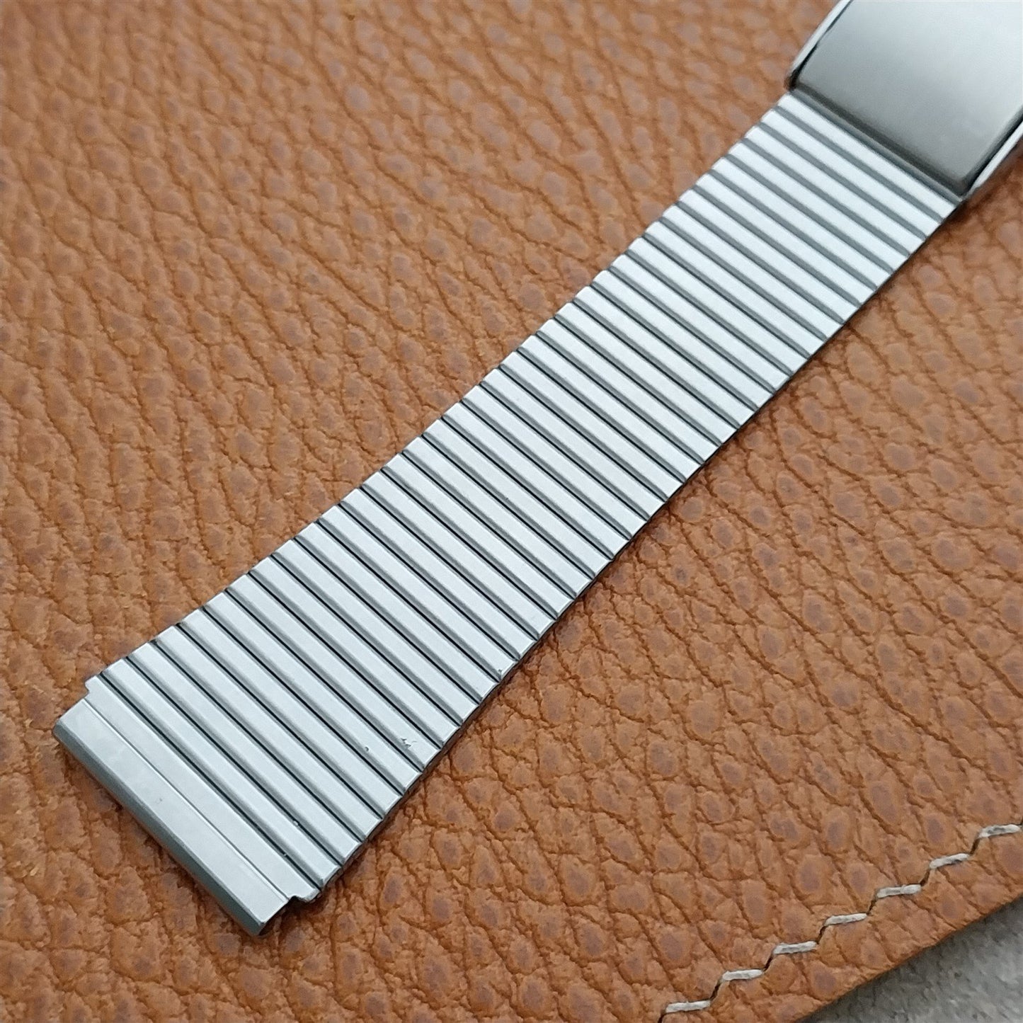 19mm LED LCD Speidel Stainless Steel Flared Unused 1970s Vintage Watch Band