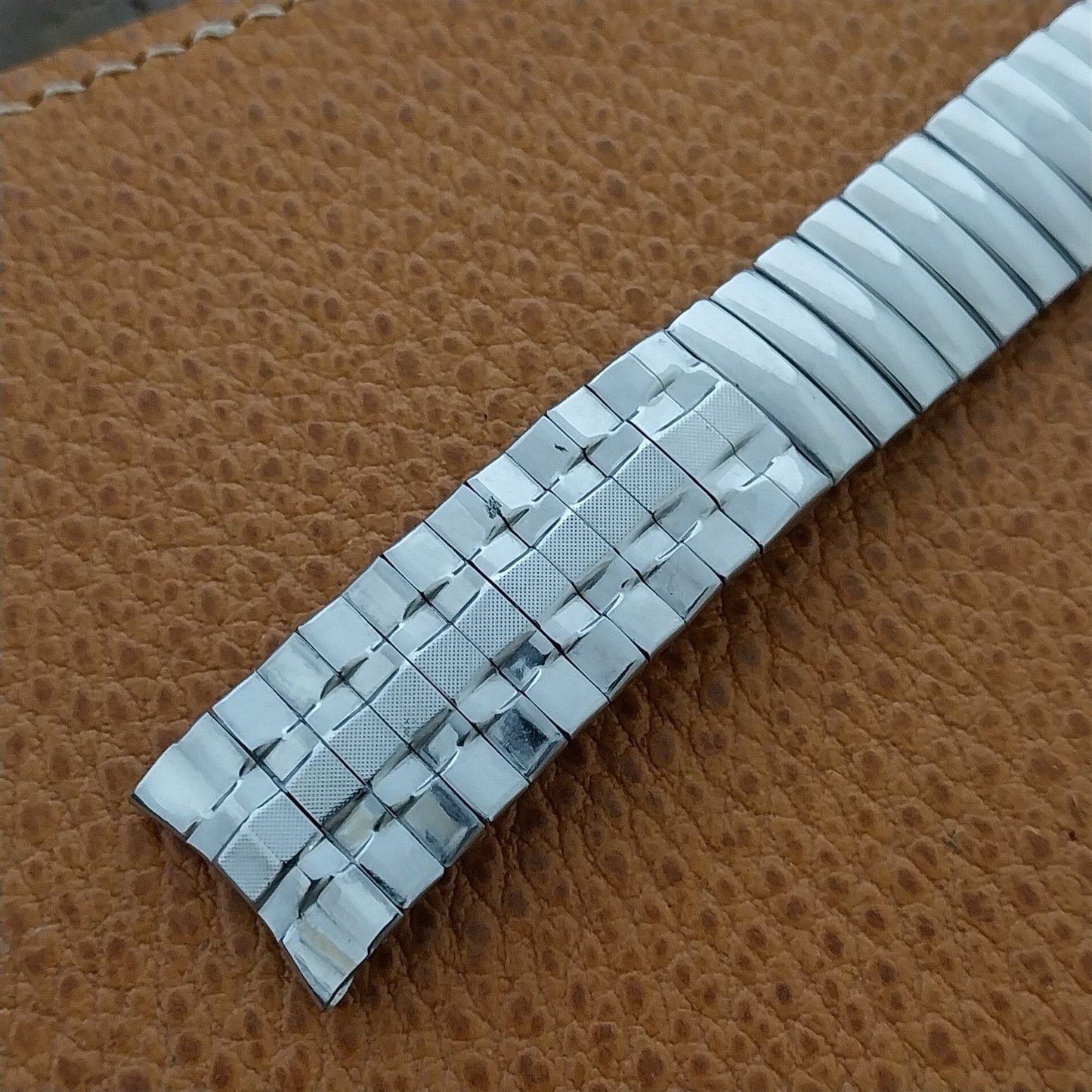 17.2mm Stainless Steel Center Expansion Unused nos Vintage Watch Band