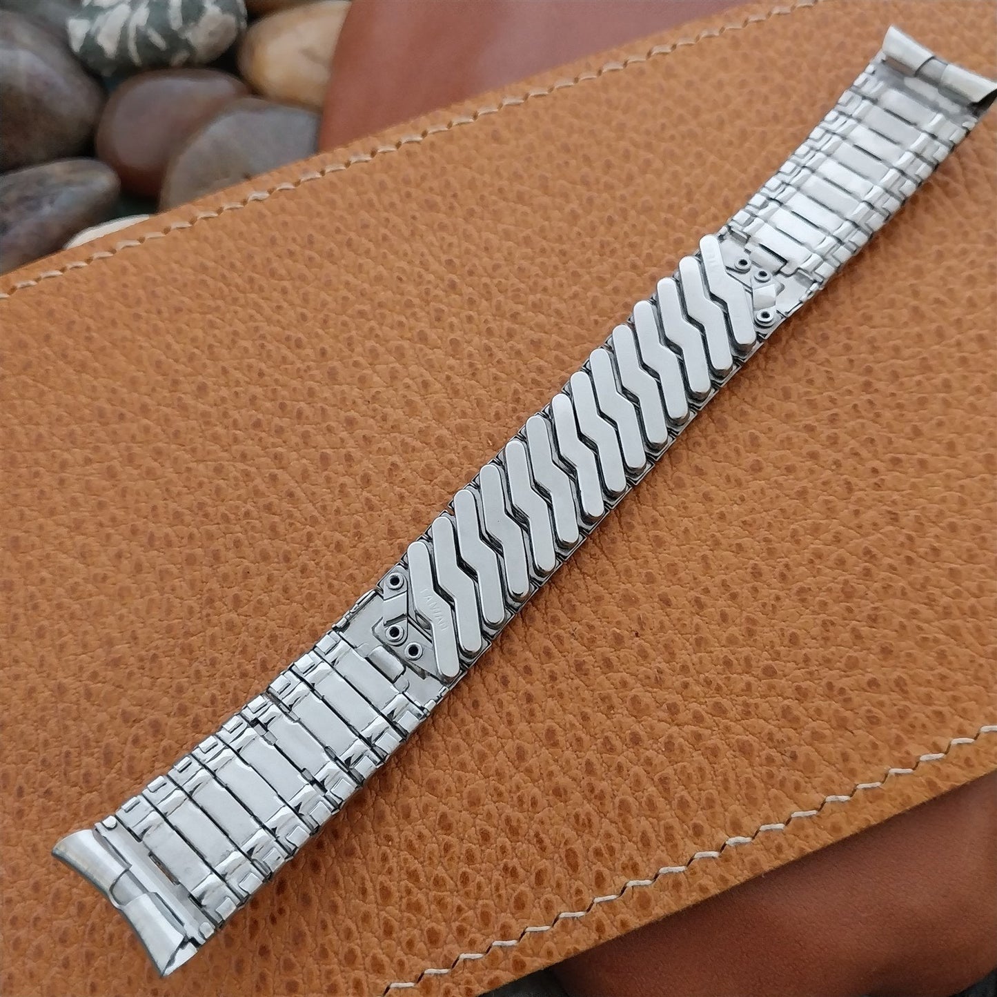 17.2mm Stainless Steel Center Expansion Unused nos Vintage Watch Band