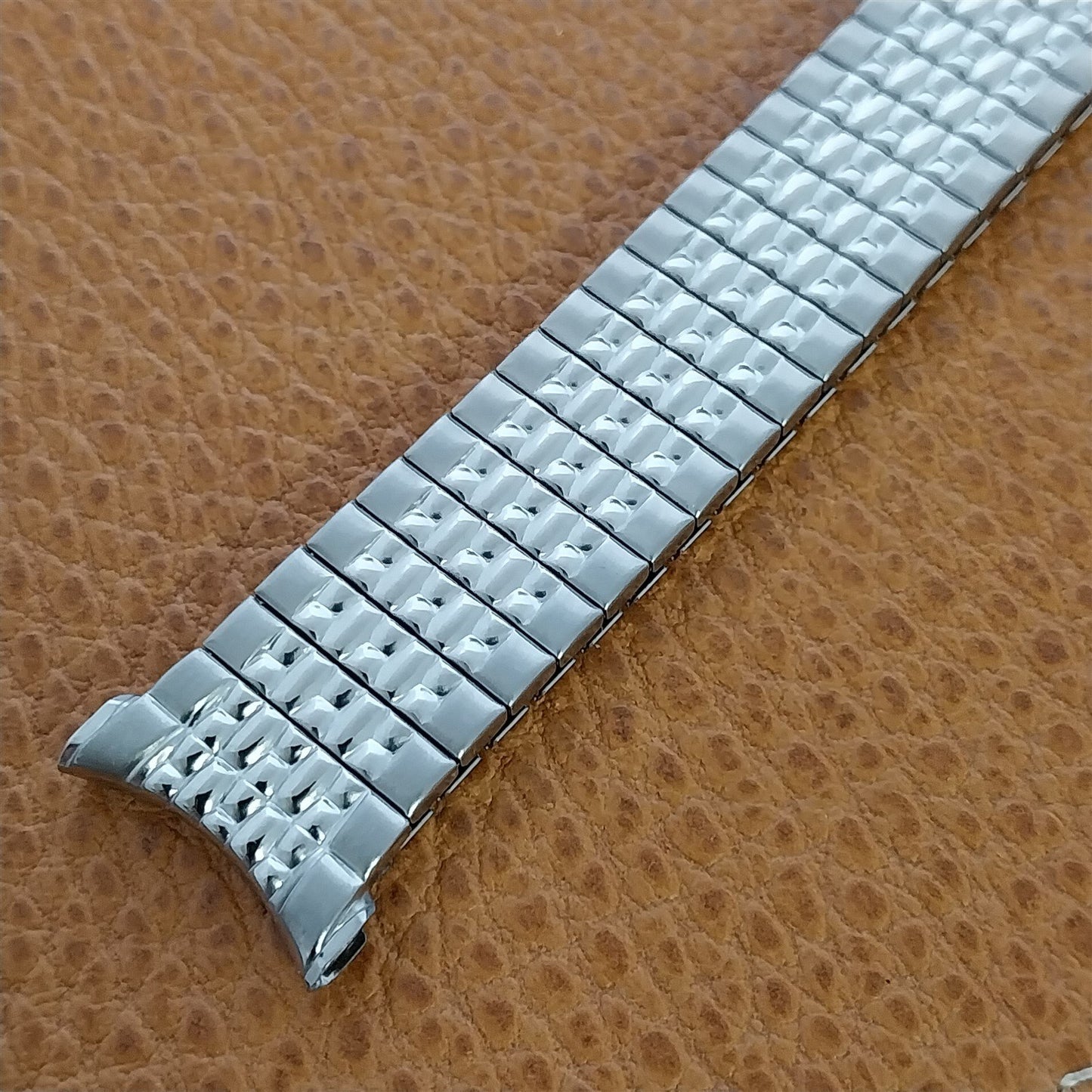 19mm 19mm 1968 Stainless Rice Beads Speidel Tempest Unused Vintage Watch Band