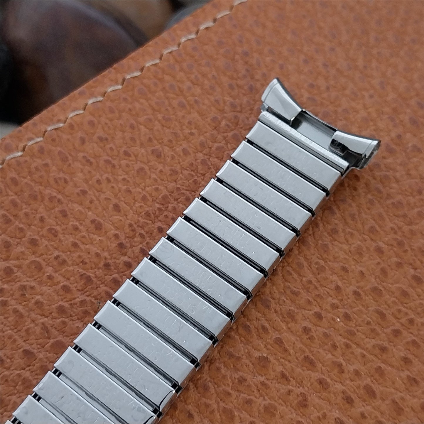 19mm 19mm 1968 Stainless Rice Beads Speidel Tempest Unused Vintage Watch Band