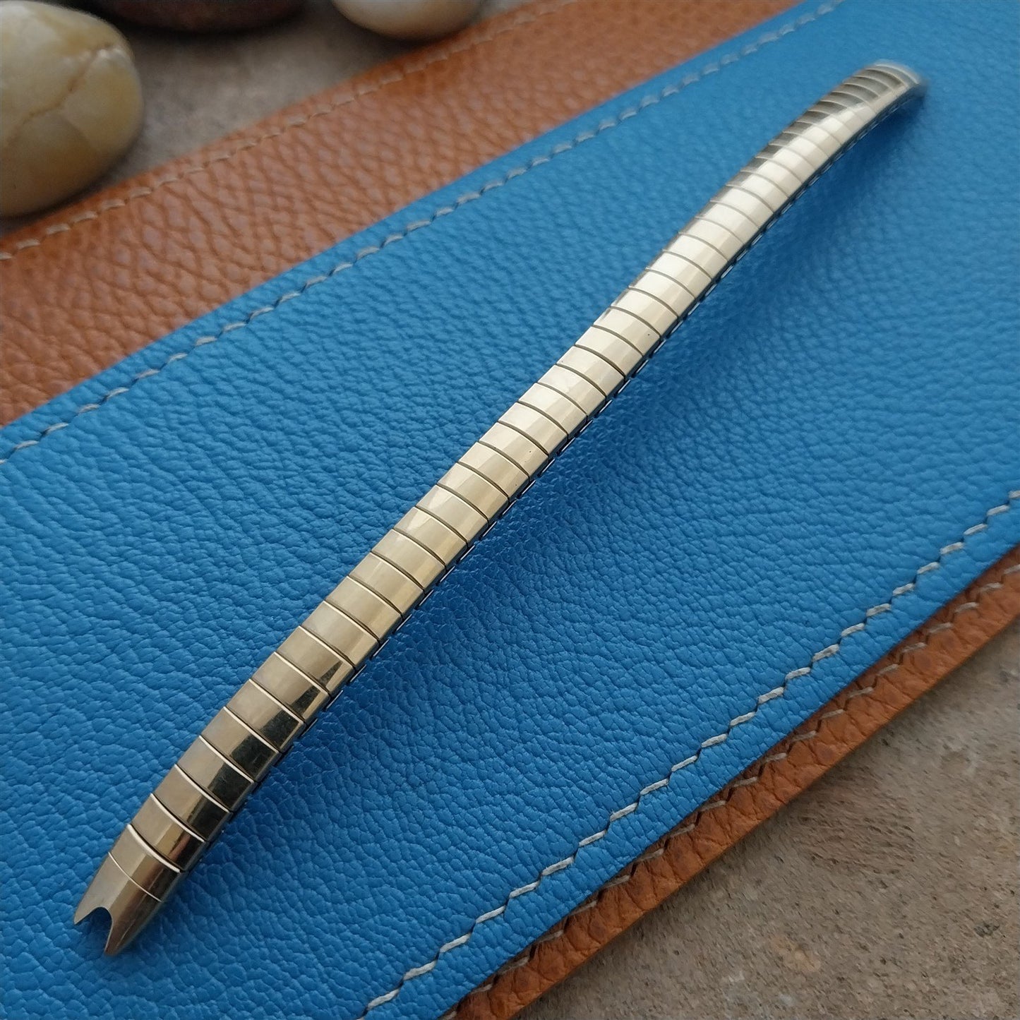 Ladies 10k Gold-RGP Bulova Single-Lug Expansion Unused 1970s Vintage Watch Band