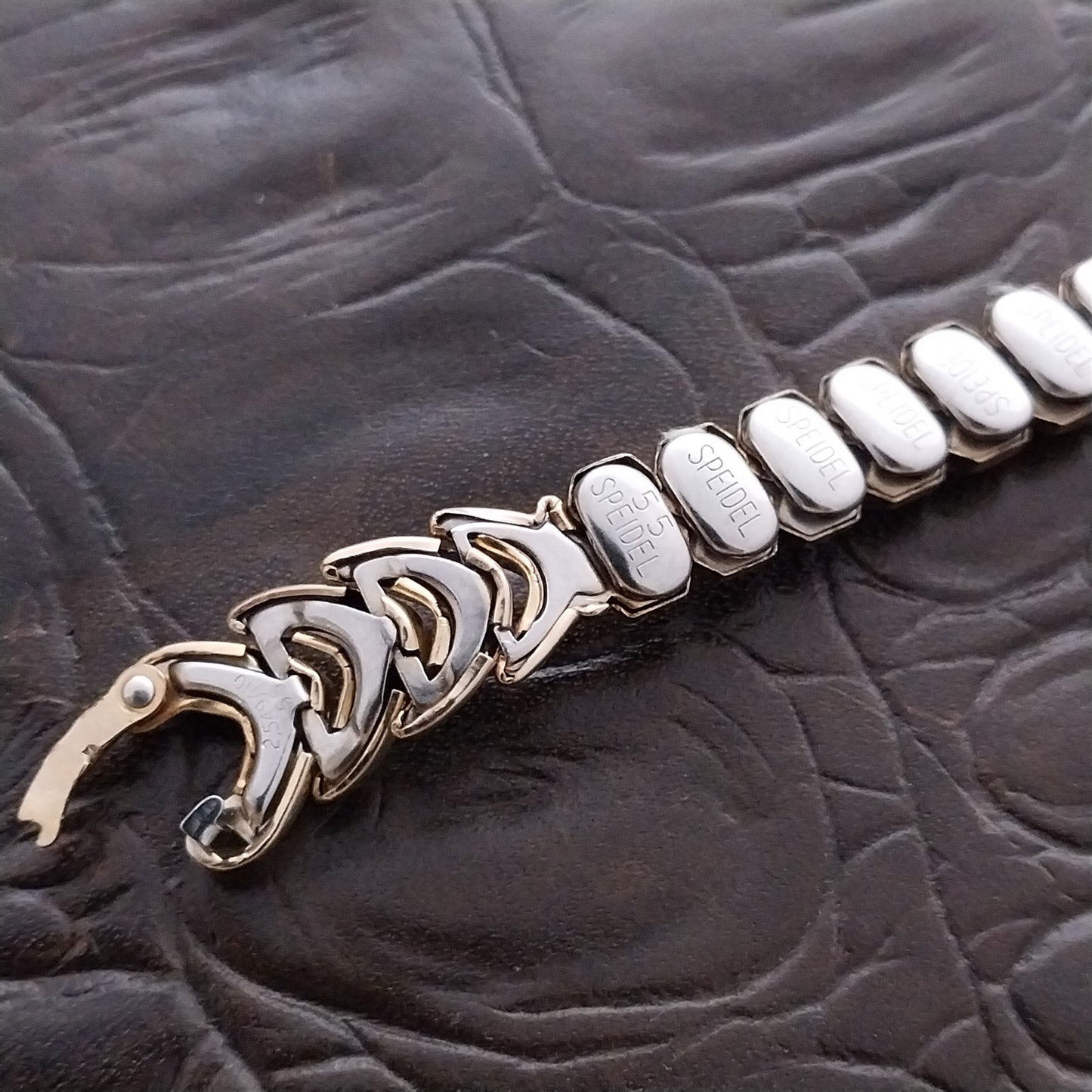 Ladies Yellow Gold-Filled 1955 Speidel Golden Harvest Unused Vintage Watch Band