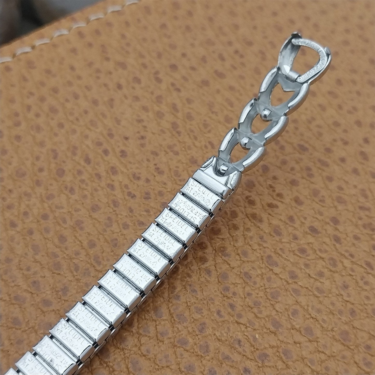 Long Ladies White Gold-Filled Speidel String of Hearts MIP Vintage Watch Band