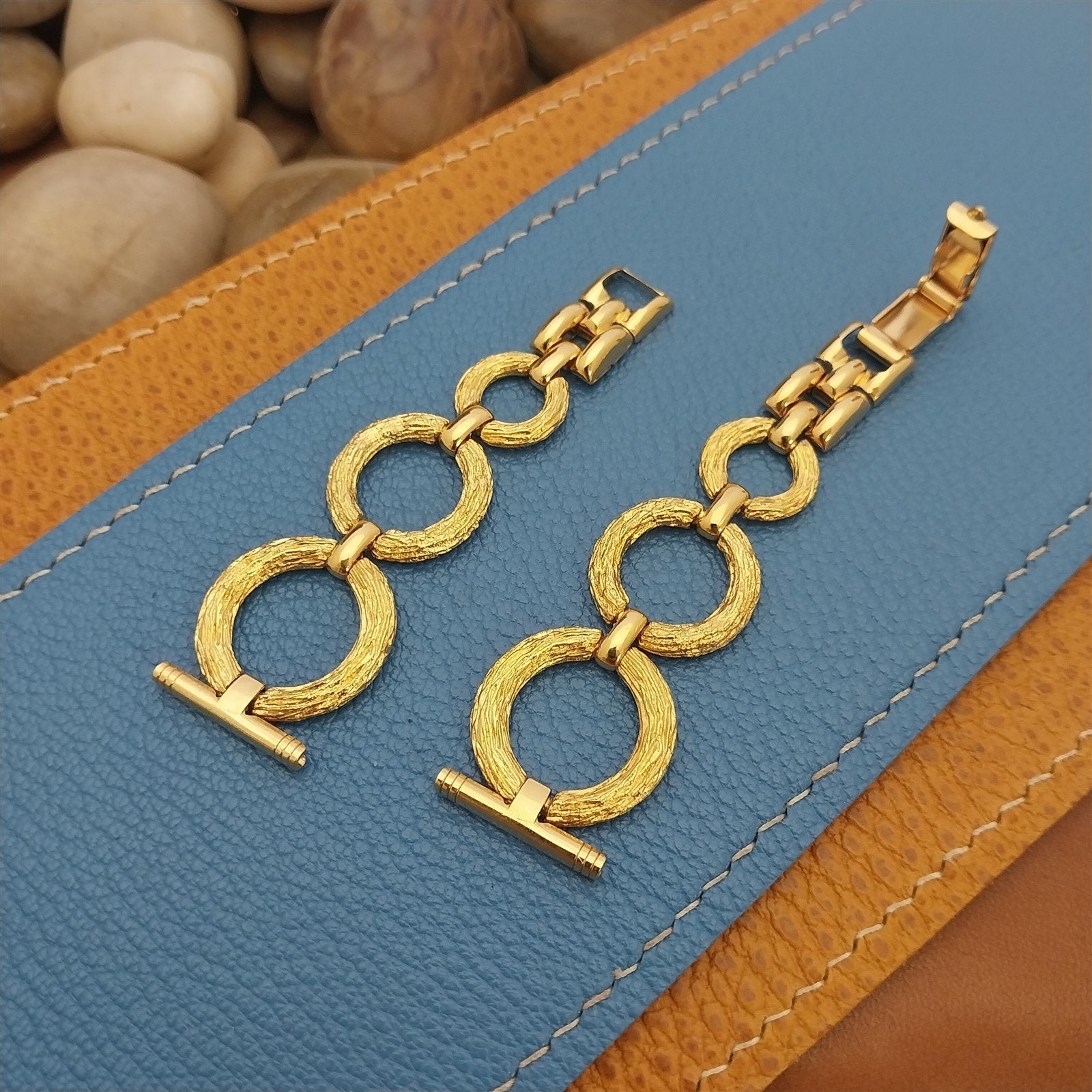 18mm 1960s 1970s Hadley Yellow Gold-Tone mcm Ladies Unused Vintage Watch Band