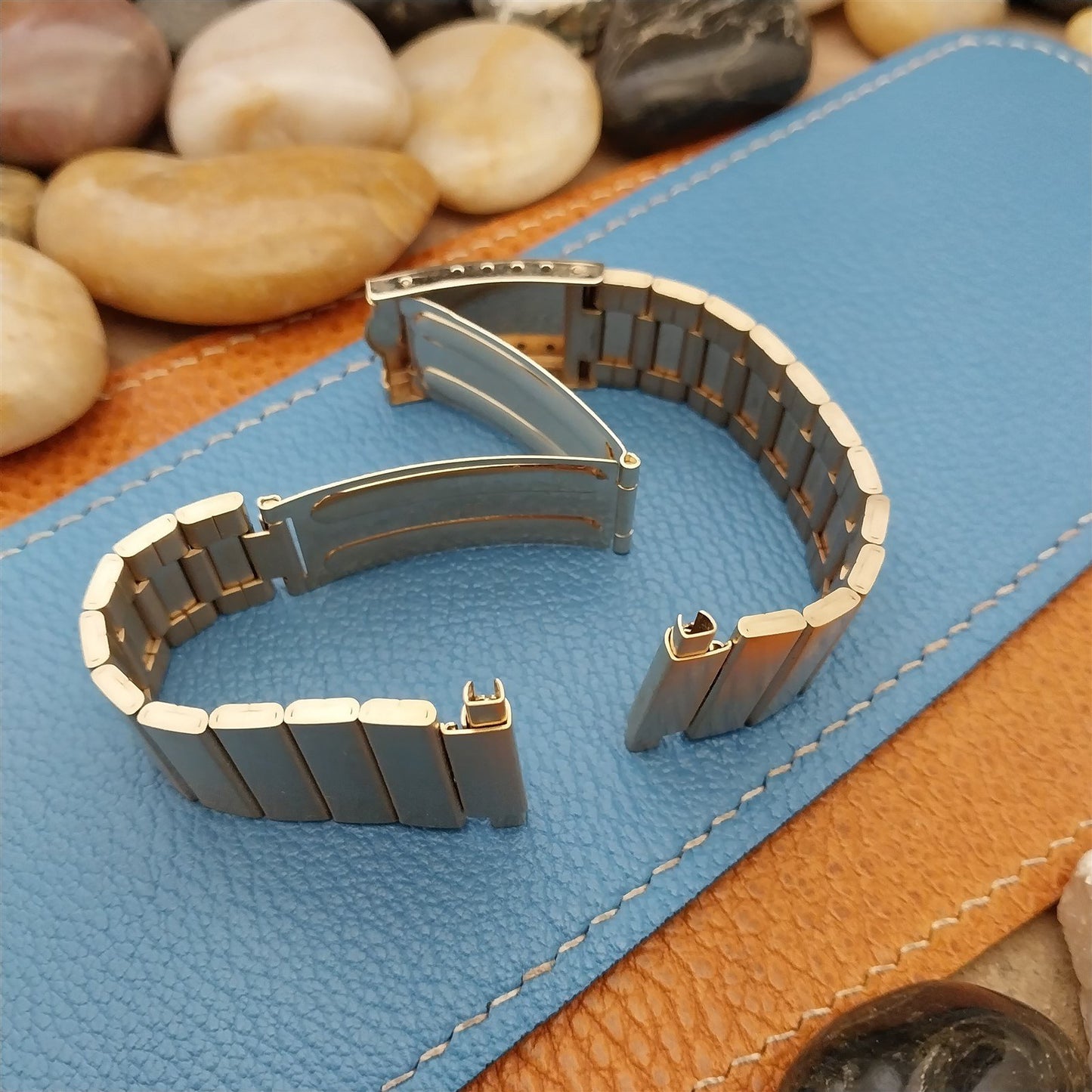 1970s Gold-tone Speidel nos 18mm 20mm 22mm Vintage Watch Band