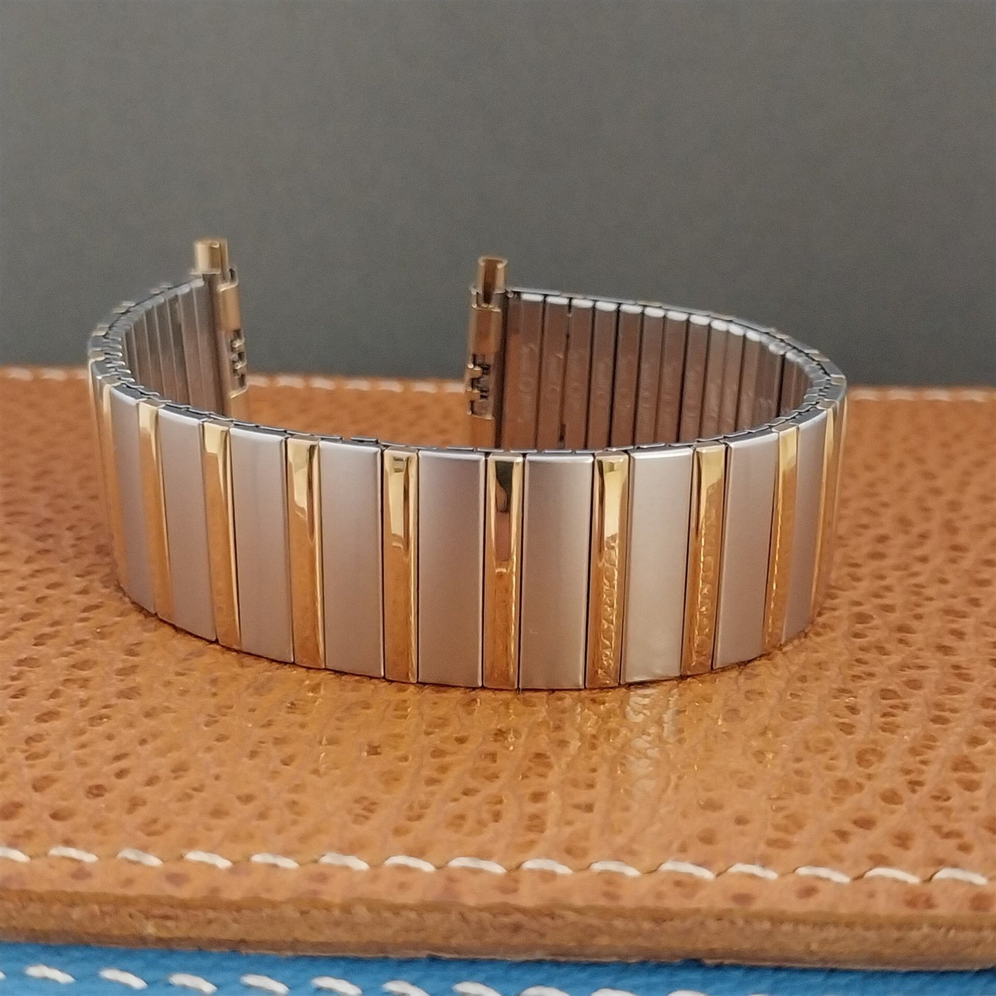 18mm 20mm Speidel Stainless Steel & Gold-Tone Expansion nos Vintage Watch Band