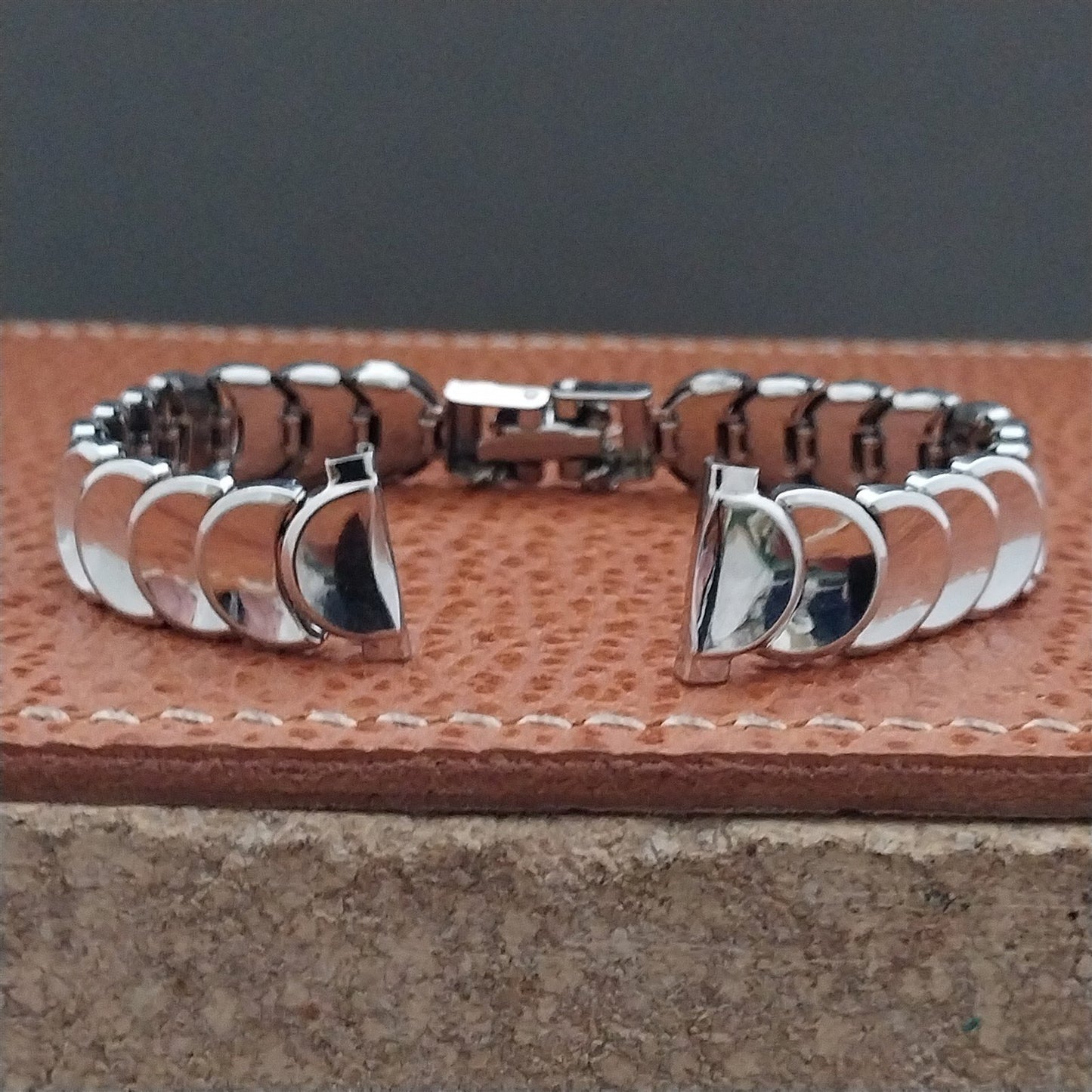 Kreisler Echo White Gold-Filled Ladies 1950s Cocktail Watch Band