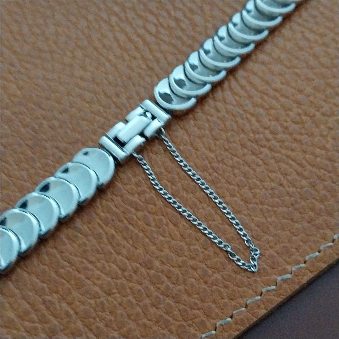 Kreisler Echo White Gold-Filled Ladies 1950s Cocktail Watch Band