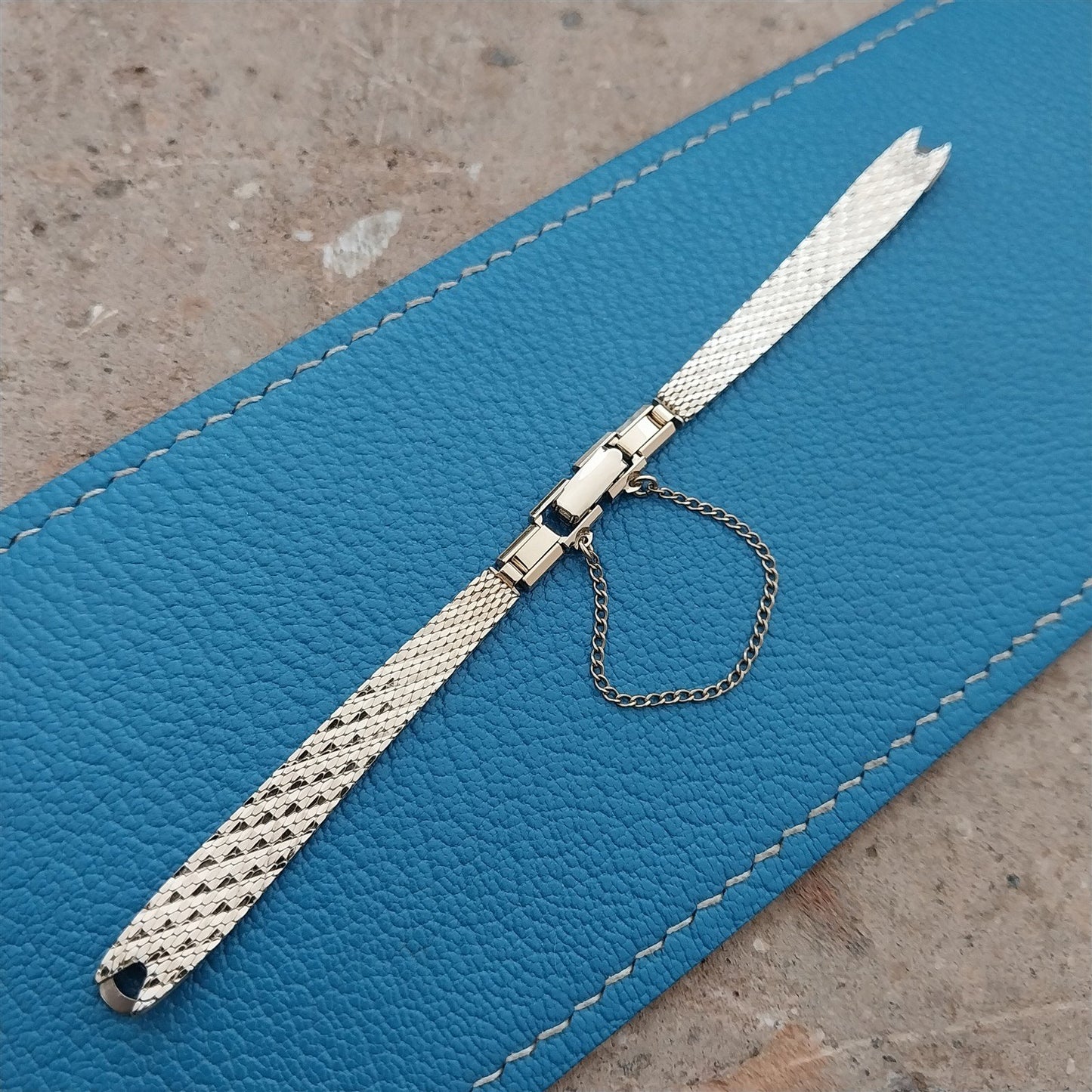 Kreisler 10k Gold-Filled Single-Lug Unused 1960s Ladies Vintage Watch Band