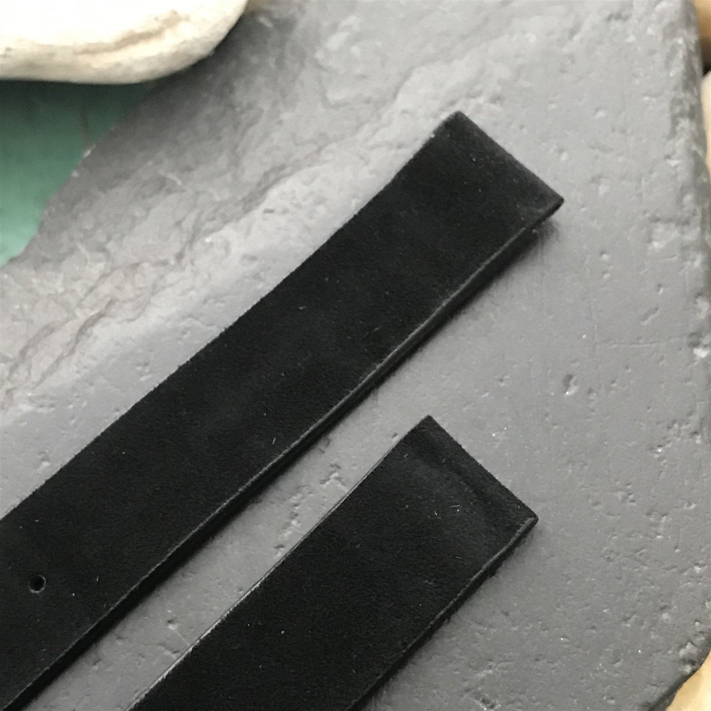 1960s 5/8" Long Single-Keeper Classic Black Suede Unused Vintage Watch Band