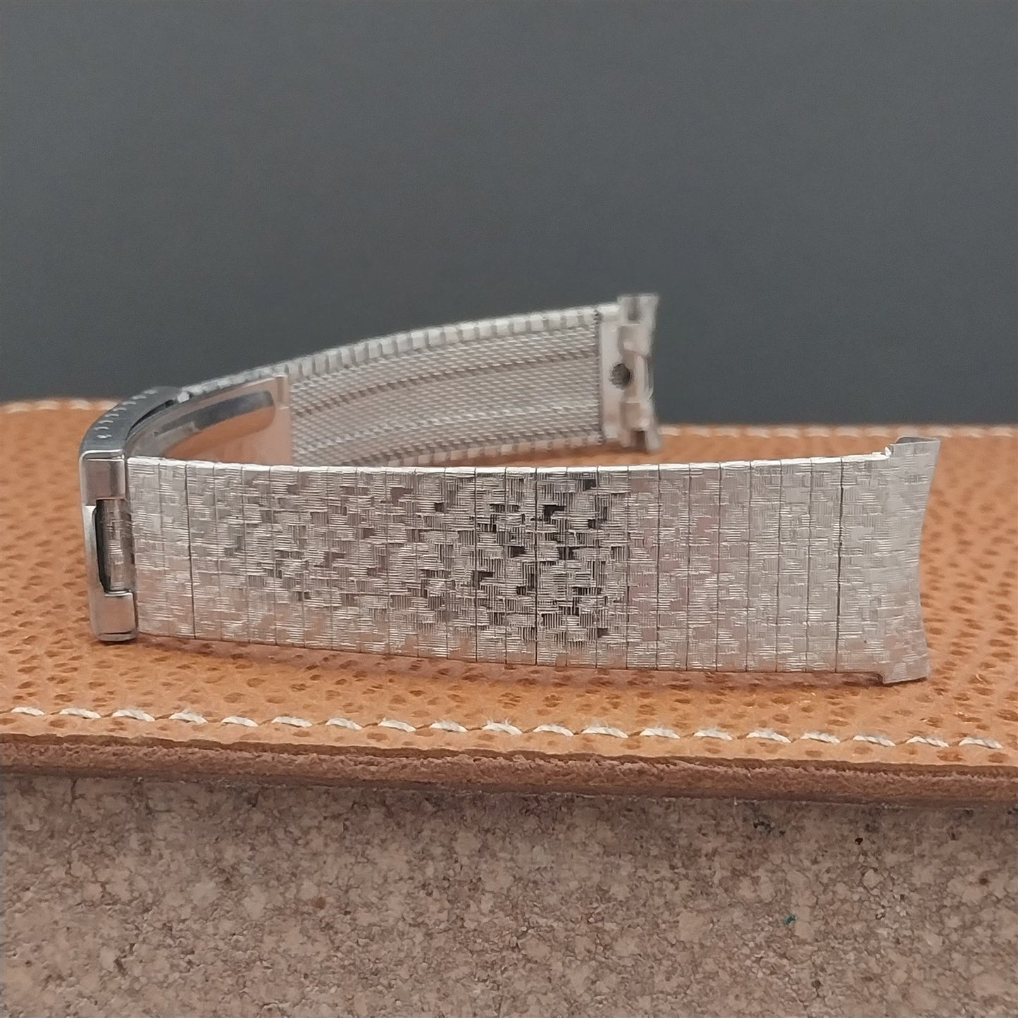 19mm 18mm White Gold Filled Speidel Man of Elegance Unused Vintage Watch Band