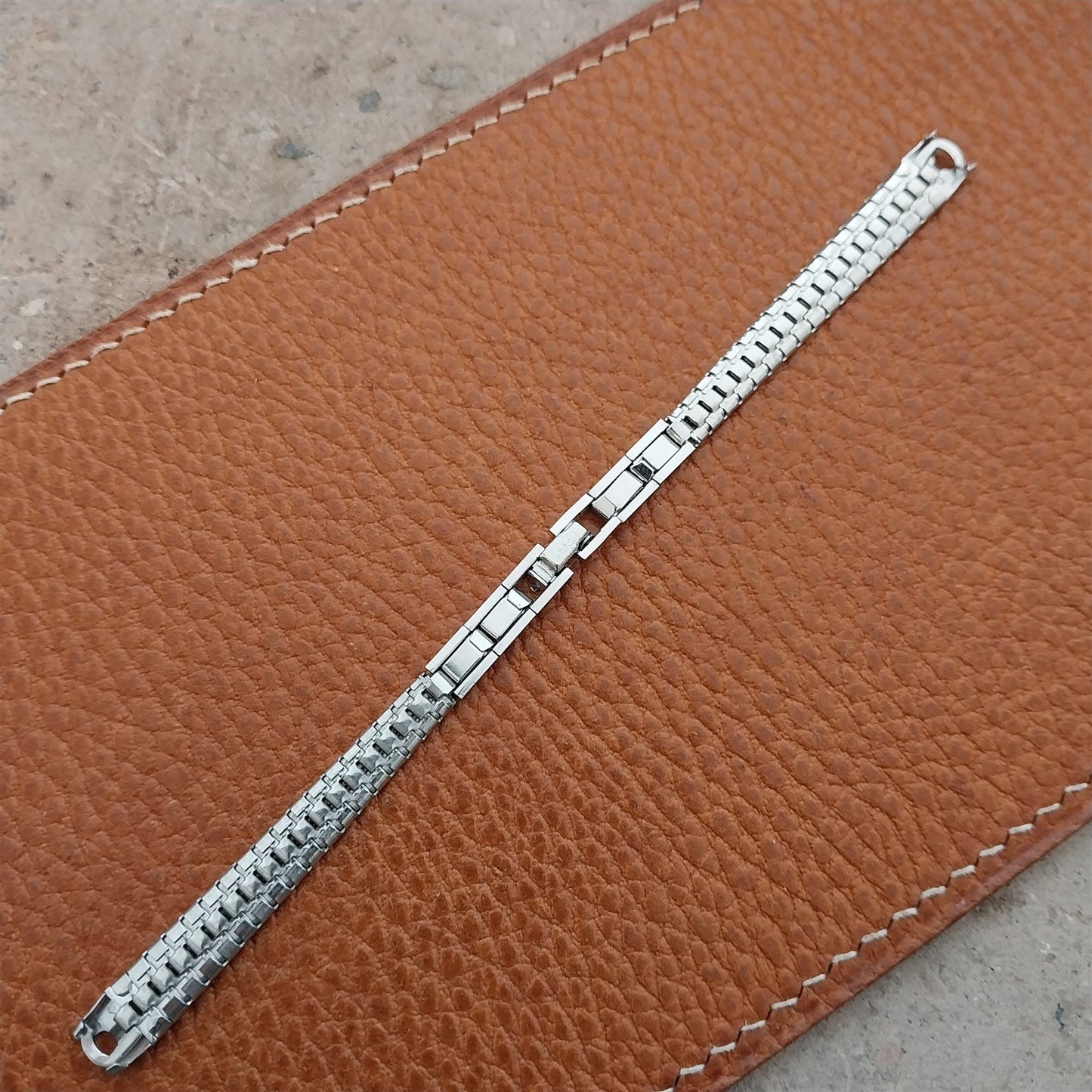 Ladies White Gold-Filled Mira-Flex USA MCM 1950s 1960s Unused Vintage Watch Band